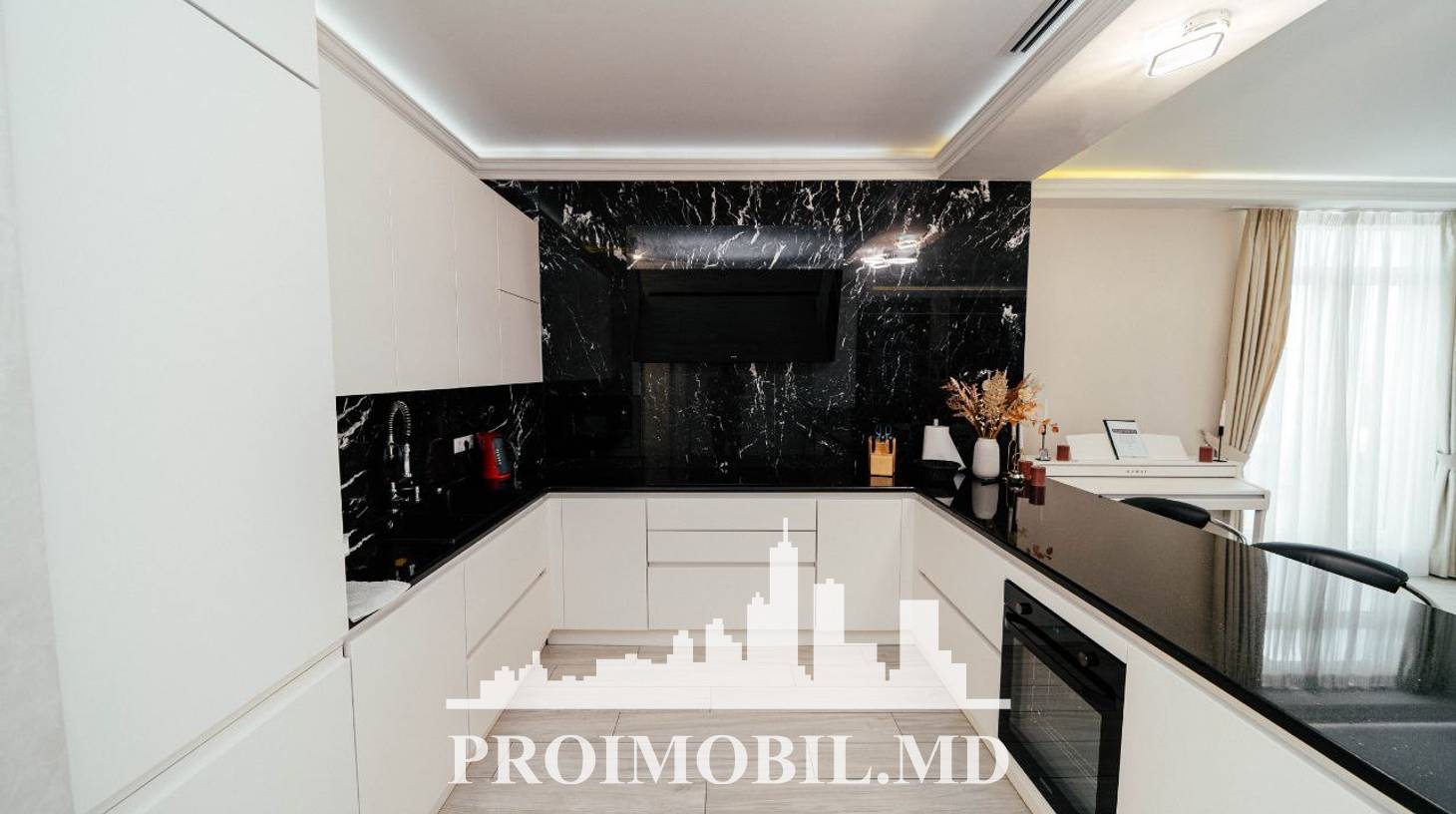 https://images.proimobil.md/g5PcFoLxqaU83zw_ZdPA4NBHFZvPXyYq-3UZcO-G1Uk/watermark:0.75:so:0:30:0.39/resize:fill:1460:816:1/gravity:ce/bG9jYWw6Ly8vZXN0YXRlL2xyL2QwNmI2MTQxLTI4NWYtNGZjMS04YzY0LTgxNTcyYjhhMTdjOC5qcGVn