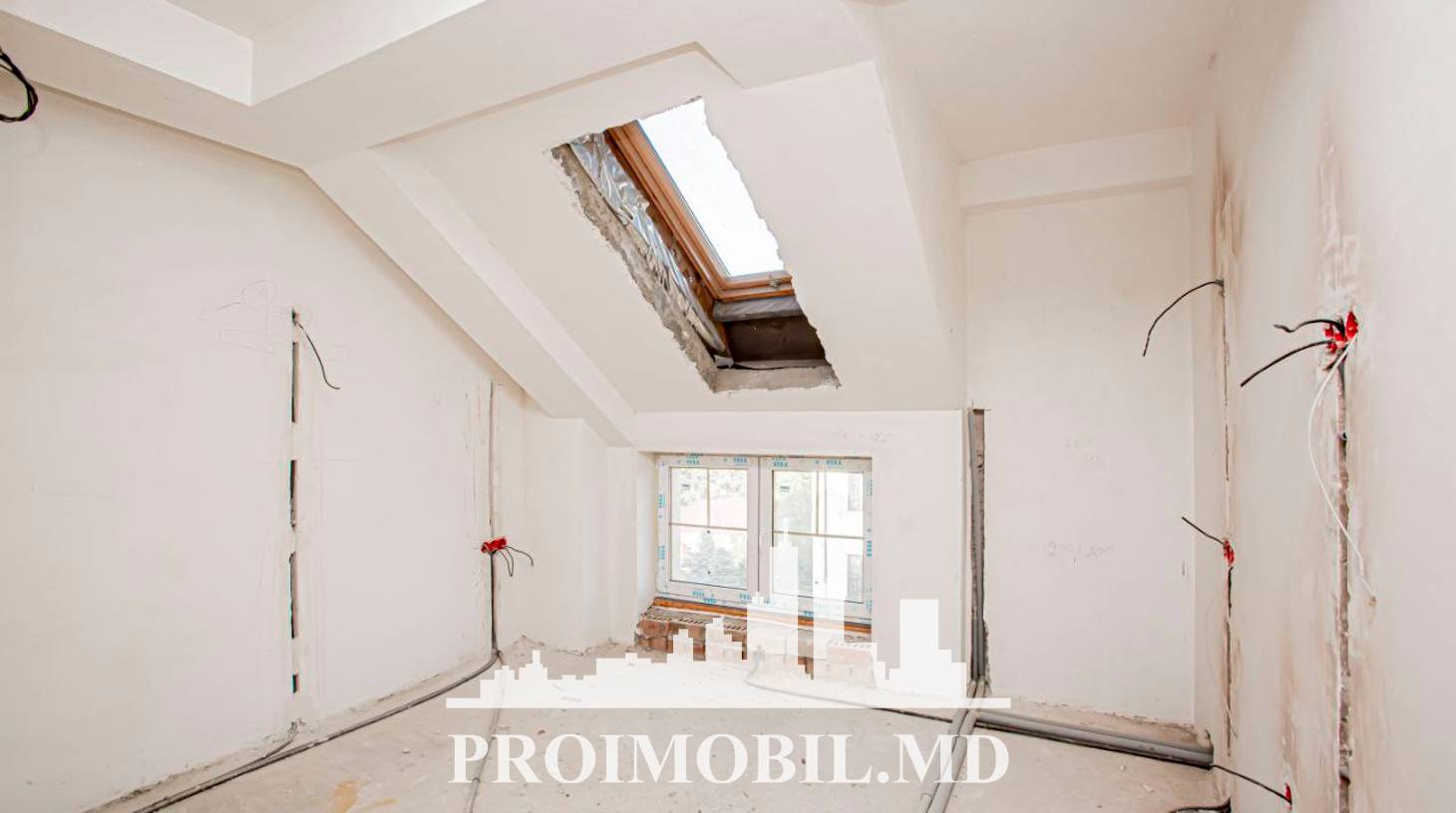 https://images.proimobil.md/g7a5sNAvFZL7osqhSY5IXdZzuxFonnyrzCNxvA_1eY4/watermark:0.75:so:0:30:0.39/resize:fill:1460:816:1/gravity:ce/bG9jYWw6Ly8vZXN0YXRlL2xyL2MzNjk3YzI0LTE4NjAtNDRlOC1hZmRiLThlNzdjNzVkODY5NC5qcGVn