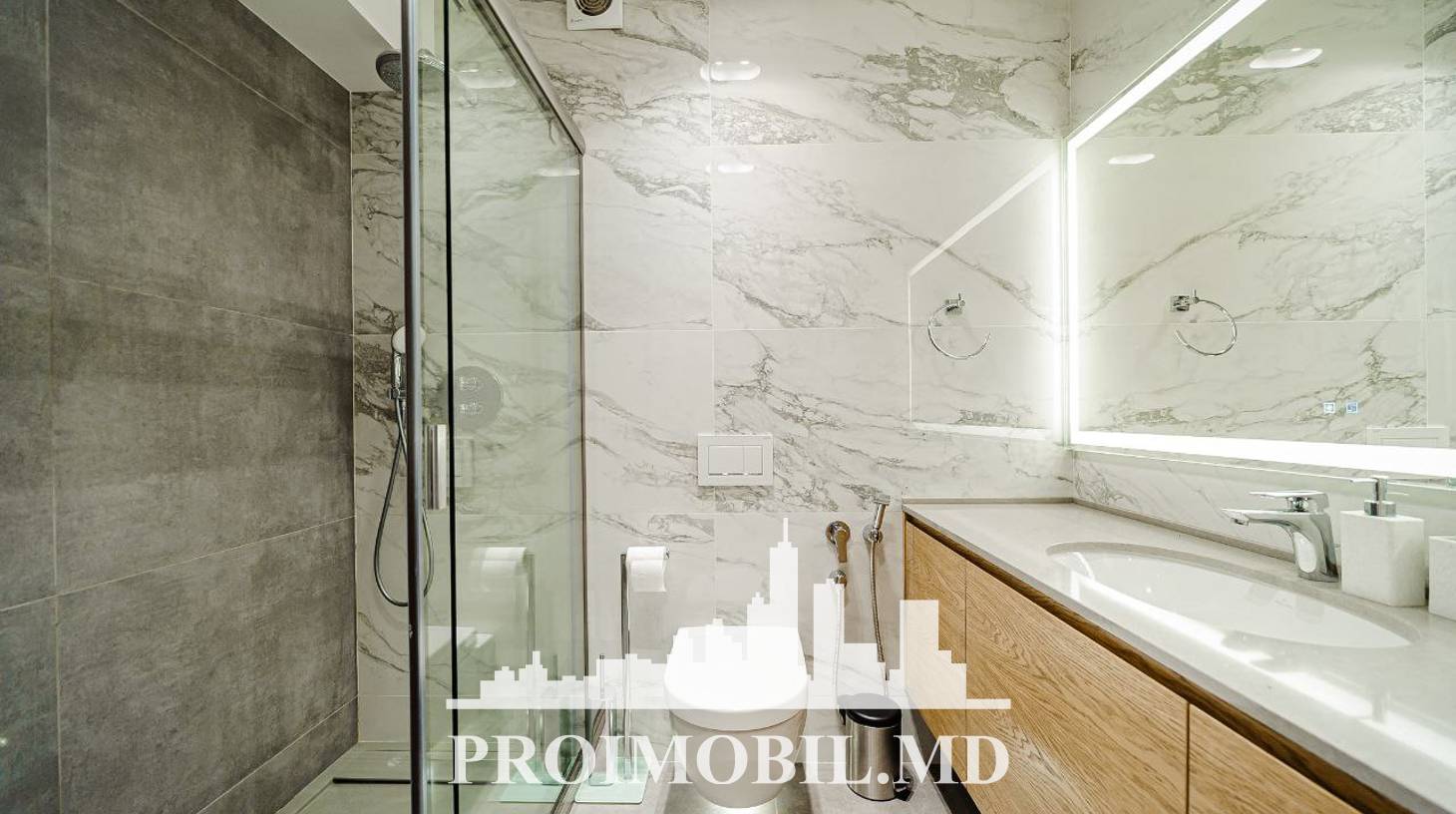 https://images.proimobil.md/g7p3-ziArdct3i0uGUX63KdV4tRJ-sW2c5j3fE4IA-Y/watermark:0.75:so:0:30:0.39/resize:fill:1460:816:1/gravity:ce/bG9jYWw6Ly8vZXN0YXRlL2xyLzkzNjA0NzAxLWFlMDQtNDJlMy1hOTFkLWE4YWYwZTdiZDgzZC5qcGVn