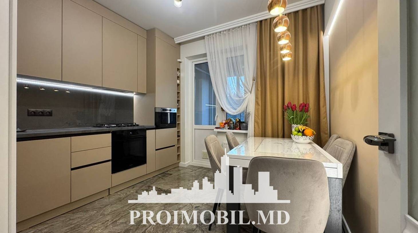 https://images.proimobil.md/gDA5hX_3cJe6pUV_ERaeZQuVZ3LToyzDQXHrHhw9ZFU/watermark:0.75:so:0:30:0.39/resize:fill:1460:816:1/gravity:ce/bG9jYWw6Ly8vZXN0YXRlL2xyLzk2NThjYjYxLTVhM2EtNDljZS05YWVmLWY0NzhmMmQ2YWM0ZS5qcGVn