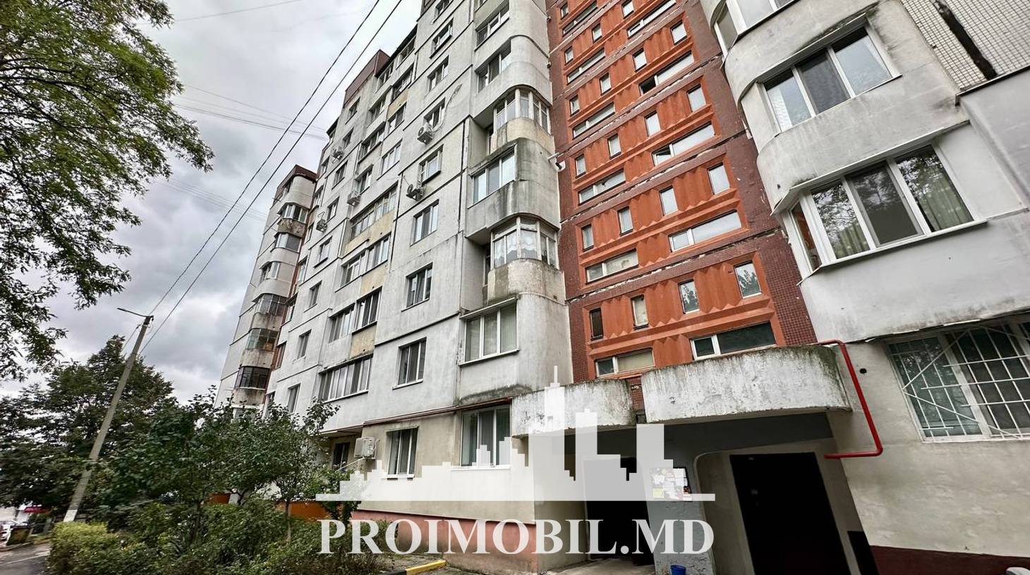 https://images.proimobil.md/gDaNPz5MHeZAaZkFujTcbSru6KkZlSO87sjmlyg_3R8/watermark:0.75:so:0:30:0.39/resize:fill:1460:816:1/gravity:ce/bG9jYWw6Ly8vZXN0YXRlL2xyLzY4MTliYjdlLWY2MGUtNGEzZi04YjRhLTQ5MDk0ZjUyZjVhZi5qcGVn