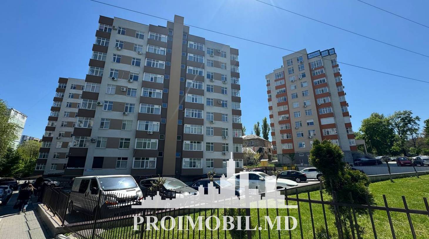 https://images.proimobil.md/gEDOv81fJYlYcSQI9PkflnB_sxnI95TGUbLLPYm8alc/watermark:0.75:so:0:30:0.39/resize:fill:1460:816:1/gravity:ce/bG9jYWw6Ly8vZXN0YXRlL2xyLzA2ZTQ3YWEzLTNjNTUtNGI3Ni1hZTFhLTFkODEwNDFkNGI1Mi5qcGVn