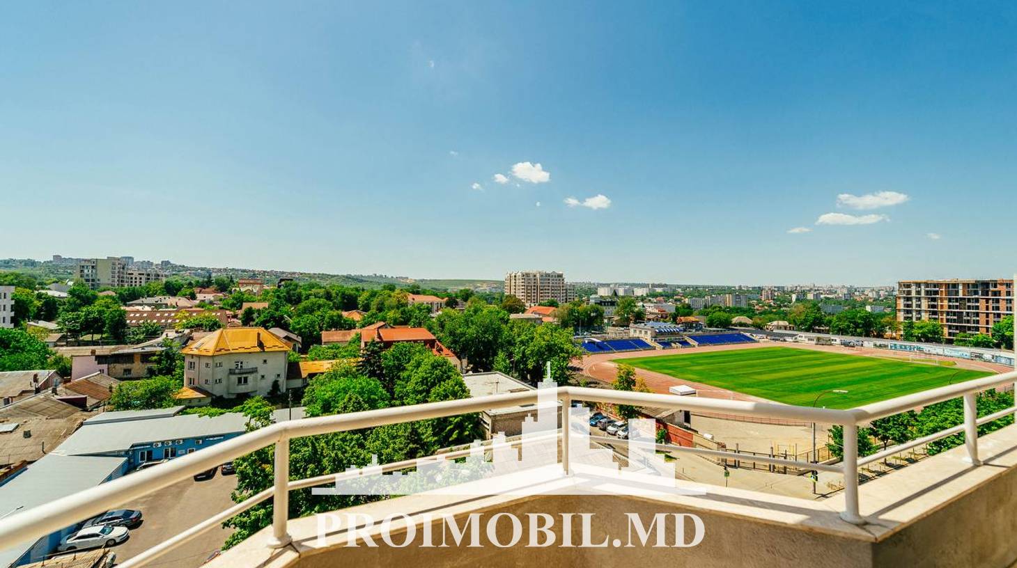 https://images.proimobil.md/gIfiFOA4F4eb6UHrPqdiLsDusI_eBnVD8-IdNTXDl-A/watermark:0.75:so:0:30:0.39/resize:fill:1460:816:1/gravity:ce/bG9jYWw6Ly8vZXN0YXRlL2xyLzYxZjgwMzQxLTFhZGItNDJmOC04YTU1LTcxYzAzMjhjNmI3Ny5qcGVn