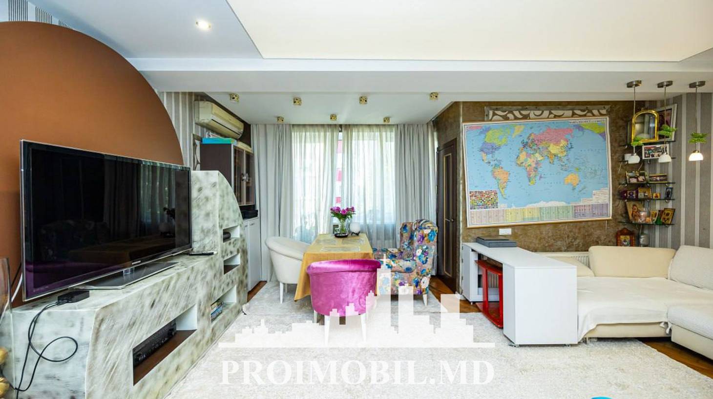https://images.proimobil.md/gJRK6XuHwuYtCM47uUiYScmdZNEV2kgZN4E6Oy5AuYg/watermark:0.75:so:0:30:0.39/resize:fill:1460:816:1/gravity:ce/bG9jYWw6Ly8vZXN0YXRlL2xyLzcxYmYwMTFkLTY0NzgtNDM4ZC1iMWVkLTgxMjlhMjNhYjcwOC5qcGVn