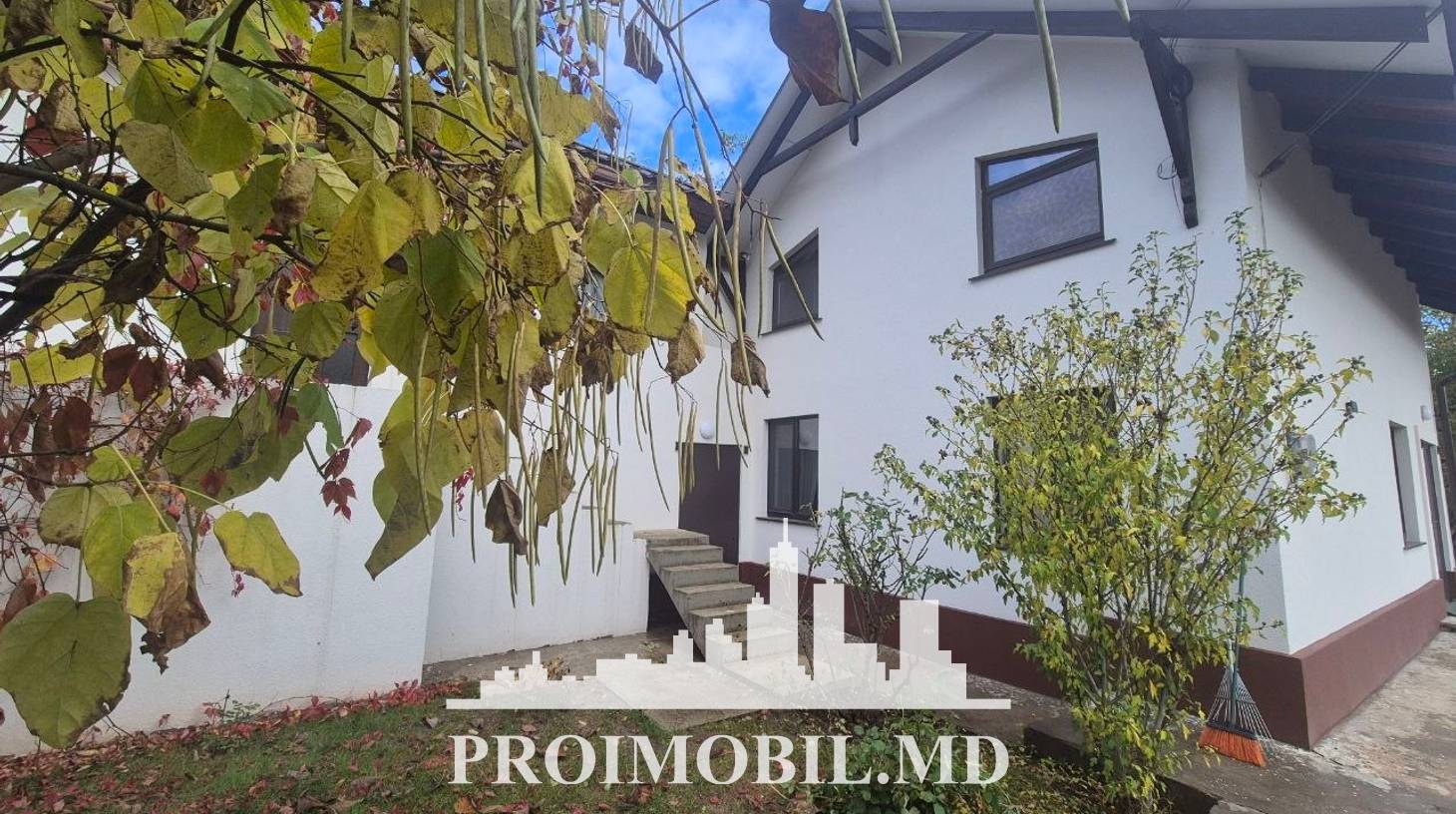 https://images.proimobil.md/gKAlni8ozNq3xRFC2uSrba9TL-pZA1oDlAe2gMGWLVQ/watermark:0.75:so:0:30:0.39/resize:fill:1460:816:1/gravity:ce/bG9jYWw6Ly8vZXN0YXRlL2xyLzlmNTU3ZTU1LWUzN2QtNDJmOC1iZjFlLTZhY2I0M2QyOTdhNy5qcGVn