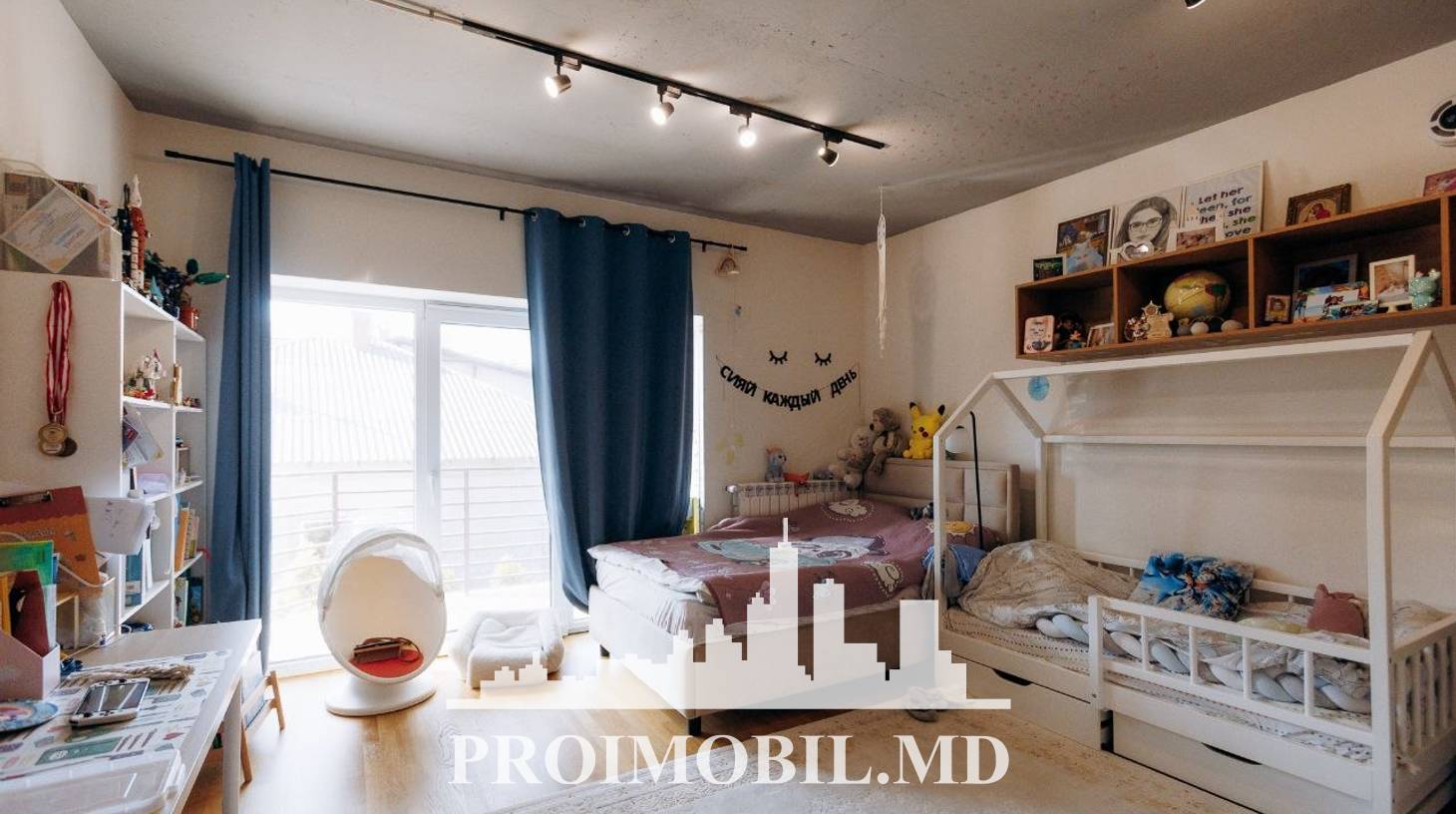 https://images.proimobil.md/gL-nCLboC3LLvSCBbB9byTnwFK8xhn9Sh4t5w7C72VM/watermark:0.75:so:0:30:0.39/resize:fill:1460:816:1/gravity:ce/bG9jYWw6Ly8vZXN0YXRlL2xyLzllM2IyMjFmLWFmYjctNDMxMi04YzQxLTMxOTI4ZDRmYTIxMi5qcGVn