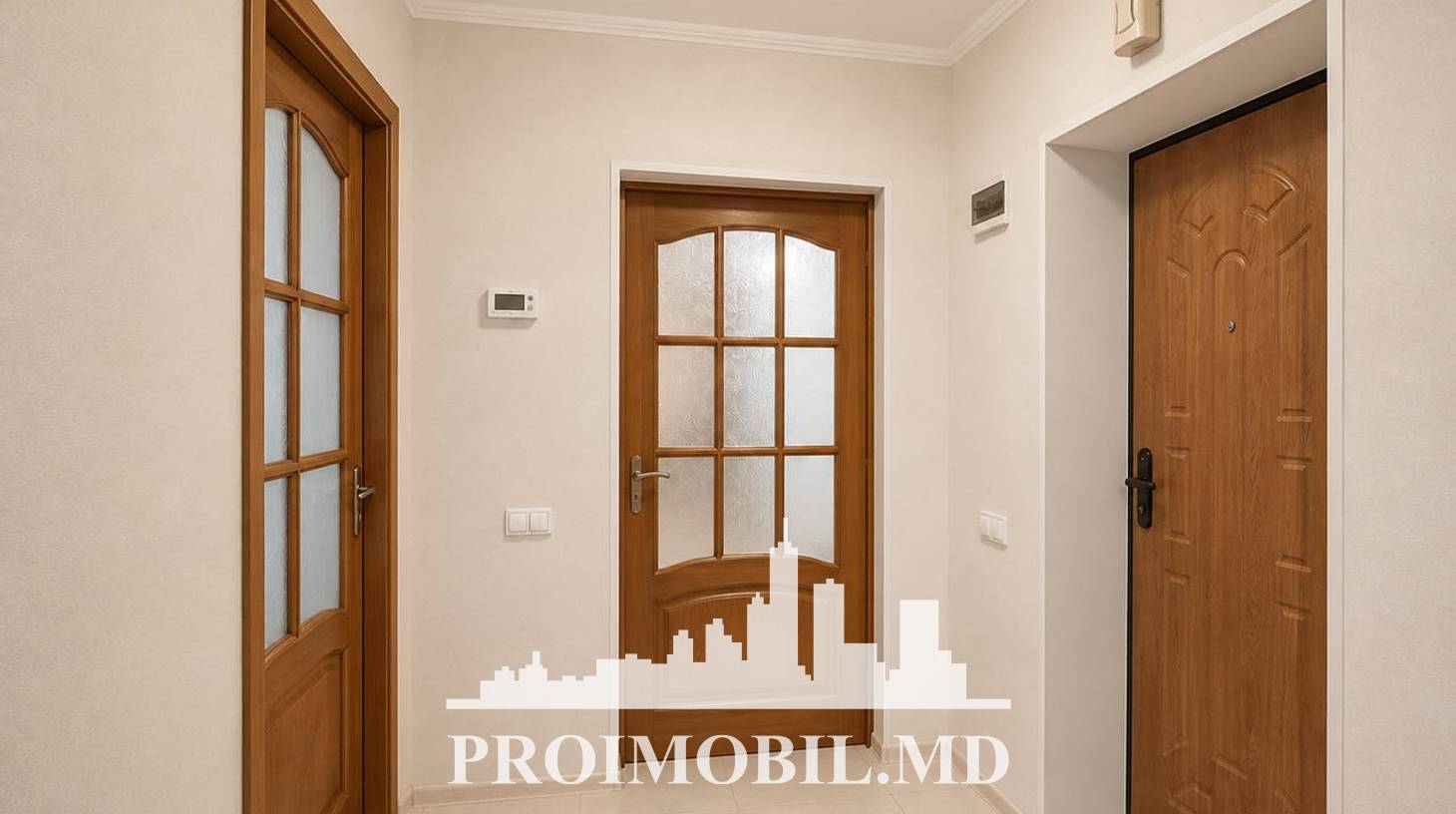 https://images.proimobil.md/gNCyVKYGI8dVg3c92bZ6fO47oNnk3mZmUFIT9roqMvI/watermark:0.75:so:0:30:0.39/resize:fill:1460:816:1/gravity:ce/bG9jYWw6Ly8vZXN0YXRlL2xyL2Q5ODlhNTg4LWY2MTEtNGMyZS1hYjEzLTM4YTNiN2UwNzY5OS5qcGVn