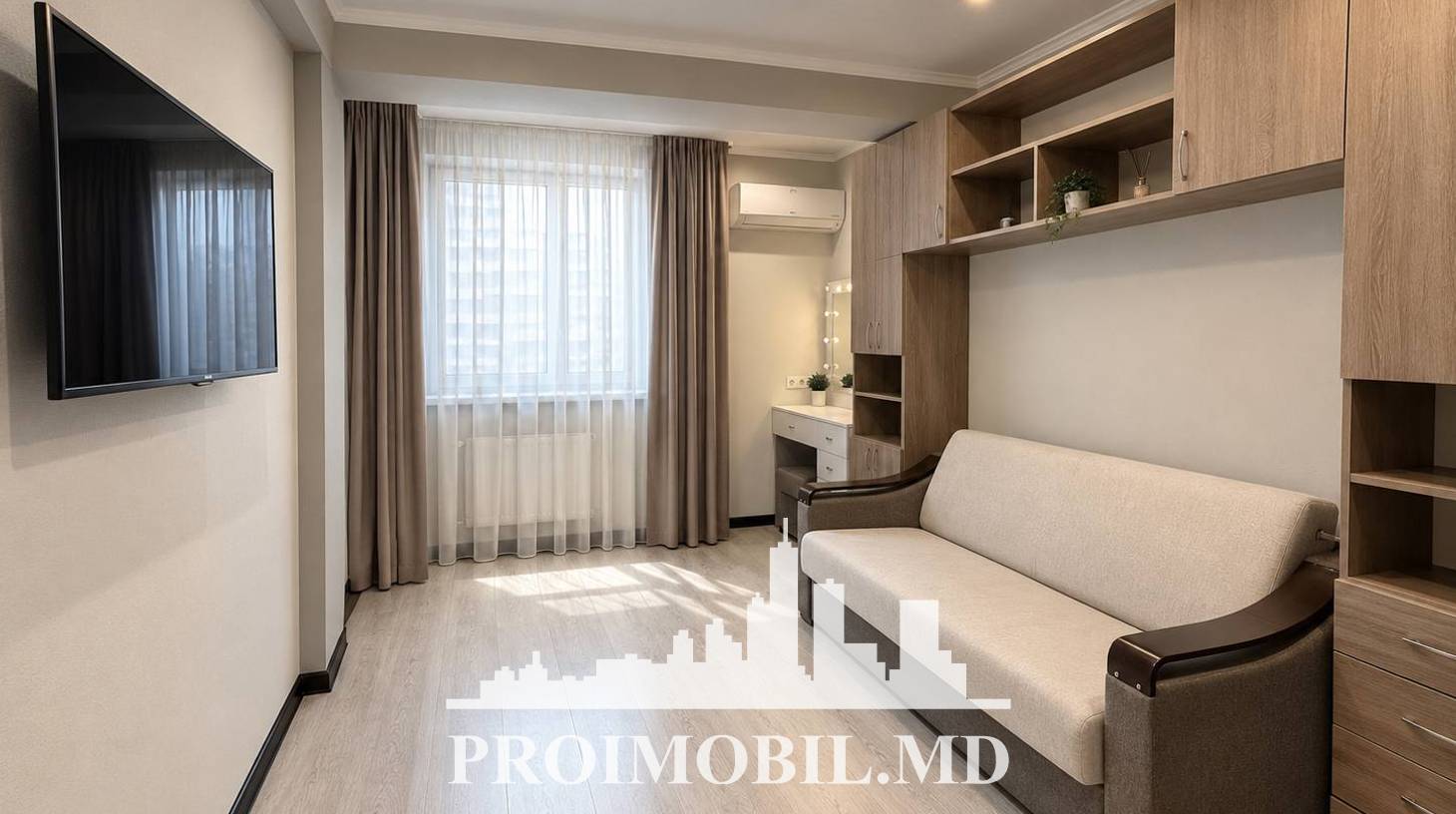 https://images.proimobil.md/gO0d6o8LtsdZYkM3N7DgUrdeueZJfyY5BNeMUJesank/watermark:0.75:so:0:30:0.39/resize:fill:1460:816:1/gravity:ce/bG9jYWw6Ly8vZXN0YXRlL2xyLzU4NjI2YTE3LWNiYmYtNGI5Ni05MjJmLTkzNjZlYjg3M2U5NC5qcGVn
