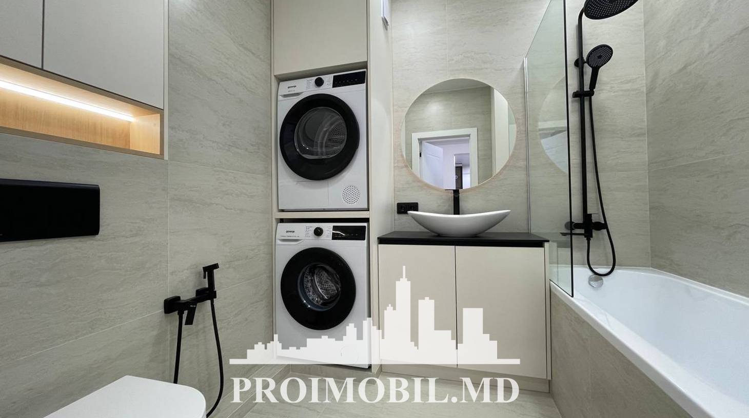 https://images.proimobil.md/gOJjxqt2z2vYcK74-eHO1ECKqdDGdFu_N8aVJ3S4muM/watermark:0.75:so:0:30:0.39/resize:fill:1460:816:1/gravity:ce/bG9jYWw6Ly8vZXN0YXRlL2xyLzZjMGNjNzVhLWY0Y2YtNGExYy04ODA5LTMzZTBlYTFhOTZhZi5qcGVn