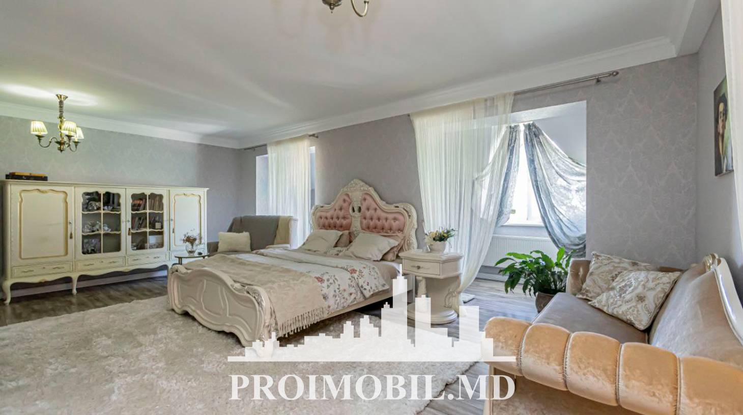 https://images.proimobil.md/gPh6U954jGaOkHcFWNV9UnVeqLWNaR9ptoZOg4rIkhg/watermark:0.75:so:0:30:0.39/resize:fill:1460:816:1/gravity:ce/bG9jYWw6Ly8vZXN0YXRlL2xyL2MzMjNiNTY5LTcyY2YtNGE4ZC04OTgwLWViNDViZDI5NjAyOC5qcGVn