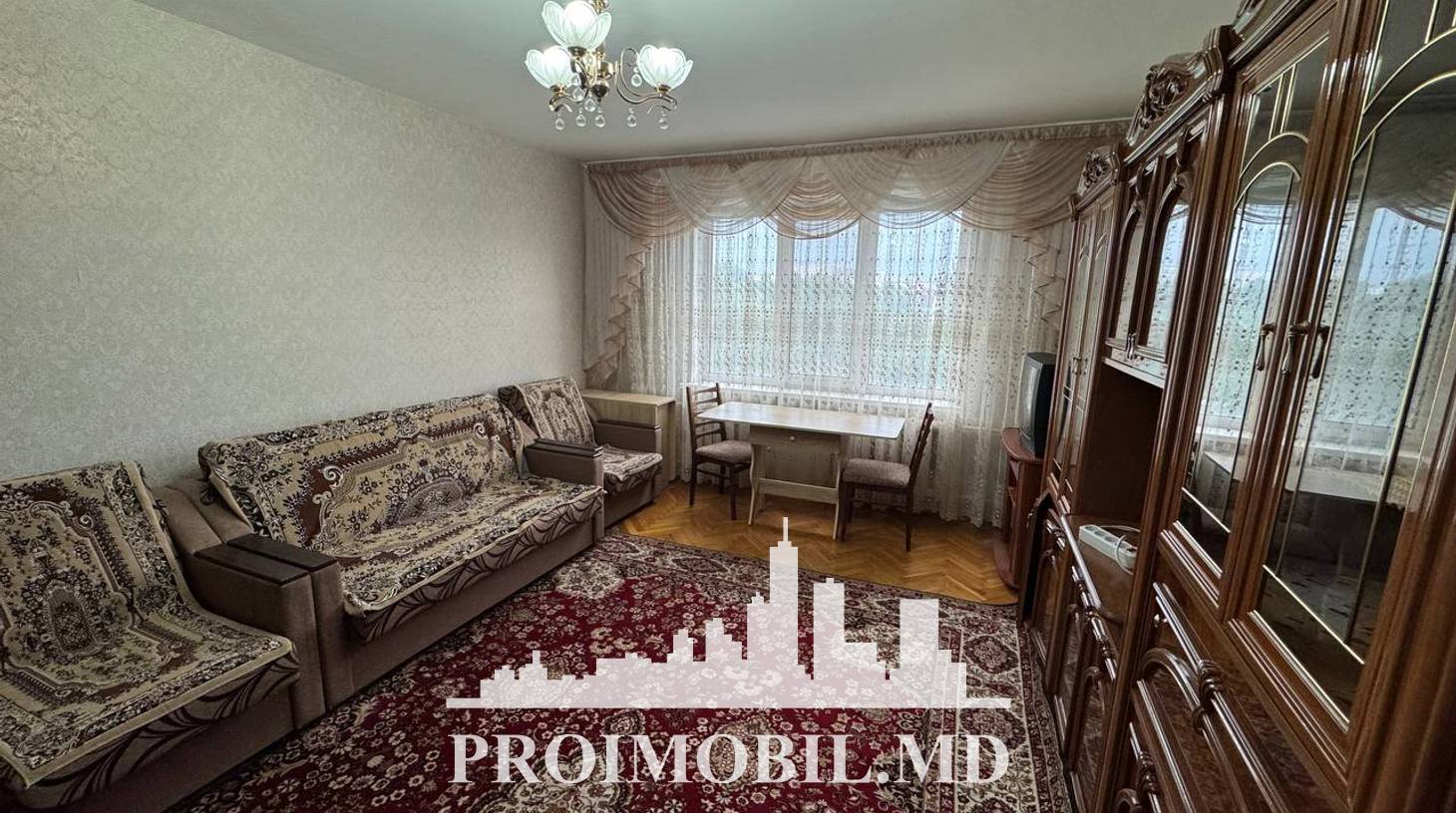 https://images.proimobil.md/gRXHdFu_DXFdZznjouixz4E1VMHrlzmIkt6Ivw5OI04/watermark:0.75:so:0:30:0.39/resize:fill:1460:816:1/gravity:ce/bG9jYWw6Ly8vZXN0YXRlL2xyLzRiZTQ5NTdmLTFmNjItNGE0Ni05OWVkLWE2MDcwMmUyNTdhMC5qcGVn