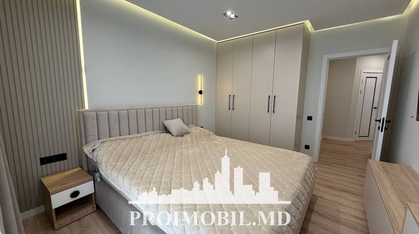 https://images.proimobil.md/gRjhMq4qFXWGgNjMkKrDCVQfz77j4Uv_rxznBW9ysds/watermark:0.75:so:0:30:0.39/resize:fill:1460:816:1/gravity:ce/bG9jYWw6Ly8vZXN0YXRlL2xyLzUyNDM1NWM0LTJjMTQtNDE3NC1iZjc0LWJiMTNiNTY5Yjc1MS5qcGVn