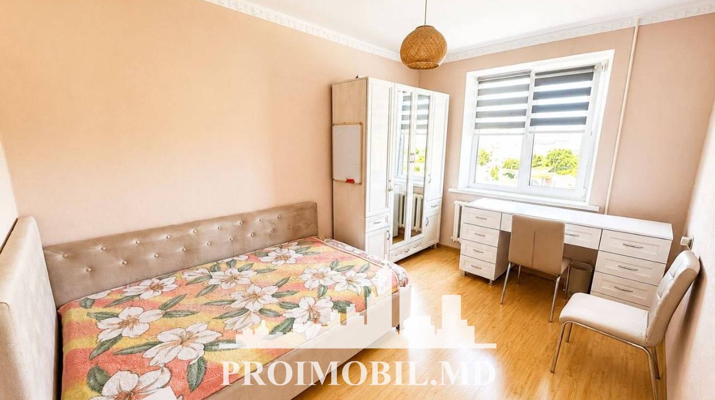 https://images.proimobil.md/gRnIXa3y24Om96a2pH2x54BT0SFIRfg_s8gRNEdJjTc/watermark:0.75:so:0:30:0.39/resize:fill:1460:816:1/gravity:ce/bG9jYWw6Ly8vZXN0YXRlL2xyL2FhZTA0Mzc2LTdjZDgtNDAzNi1hYjViLTdiNDU2ODZmMzg3Mi5qcGVn