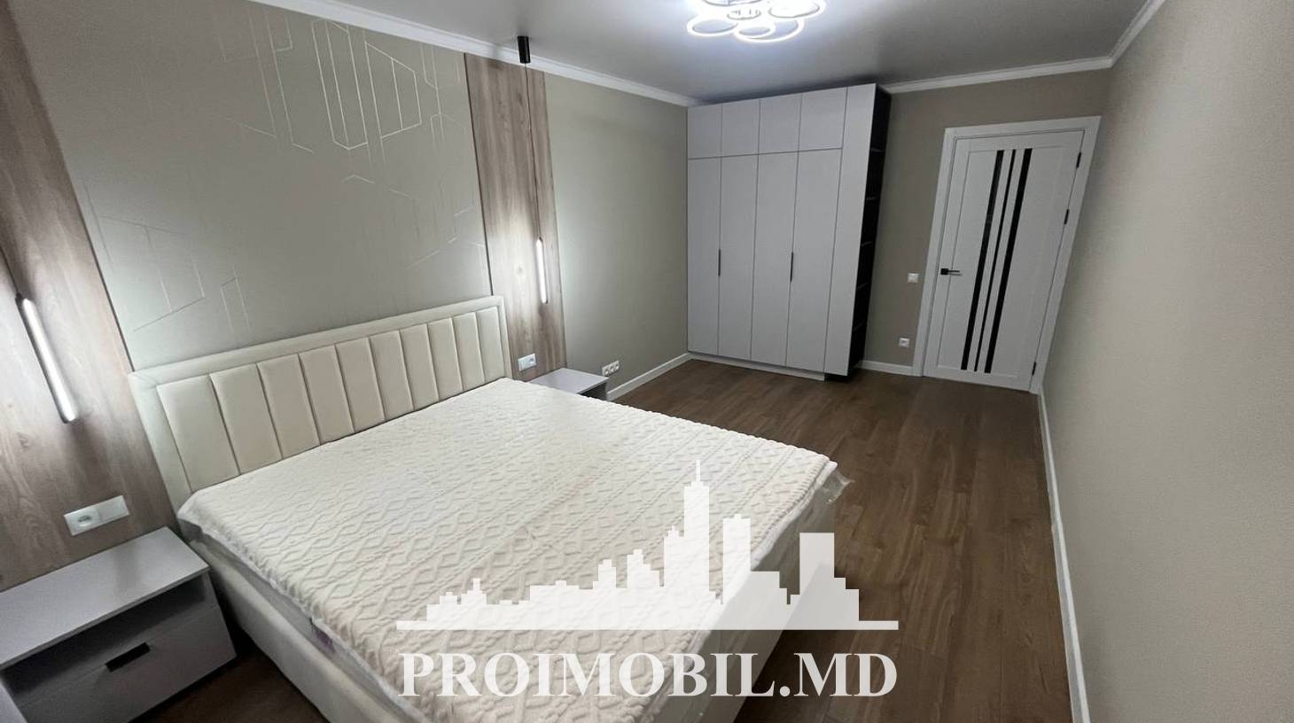 https://images.proimobil.md/gU8b_uhaY1fZjaBJ_jMutB8KWdSjFvSoNXVm9gX2dCg/watermark:0.75:so:0:30:0.39/resize:fill:1460:816:1/gravity:ce/bG9jYWw6Ly8vZXN0YXRlL2xyLzA5N2UwNWM2LTI5MDEtNGU4NS04Njk4LWMwZmZkNDc3MGEwMS5qcGVn