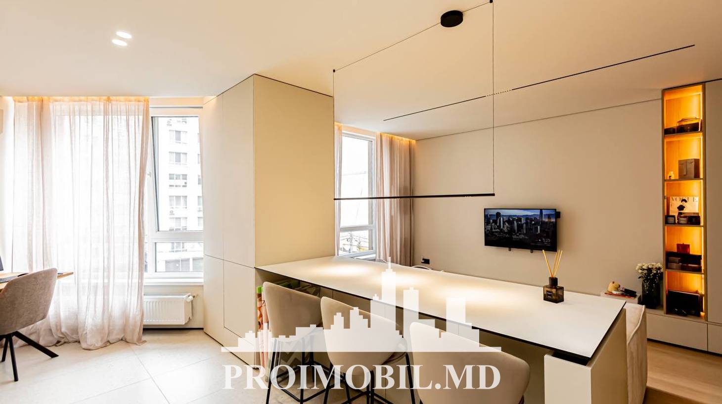 https://images.proimobil.md/gUNfBuK7kq_wb-b6yhafmwPNym4LkKmx2GugRTTqrZ0/watermark:0.75:so:0:30:0.39/resize:fill:1460:816:1/gravity:ce/bG9jYWw6Ly8vZXN0YXRlL2xyLzExYjliODViLTc0NzYtNDRjYy05NTJiLTYwYjAyYjJlODFiZC5qcGVn