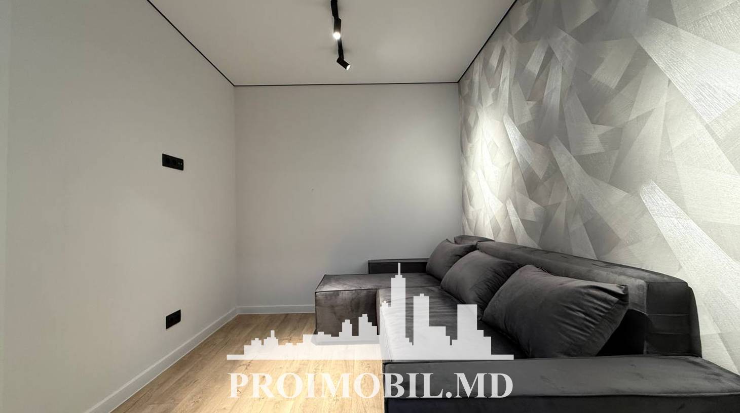 https://images.proimobil.md/gW9dmk56SH4soOpnTAyKGZfk3z8KQP6BZeGBtd5JpVk/watermark:0.75:so:0:30:0.39/resize:fill:1460:816:1/gravity:ce/bG9jYWw6Ly8vZXN0YXRlL2xyLzM3ZTc4MDY4LWNmYzktNDM1Ny1hNjhkLWVhOGYyMDQ3NGQ4MC5qcGVn