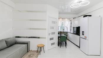 https://images.proimobil.md/gXEaMJf5YYfa8VeMcypYwBWTLK0v8HzlrfcVF9EFYpE/resize:fill:350:198:1/gravity:ce/bG9jYWw6Ly8vZXN0YXRlL2xyLzc0MTQ5N2QxLWYwMzEtNDA4ZS04YjQzLTY1ZWYwYmU2Y2Y3ZS5qcGVn