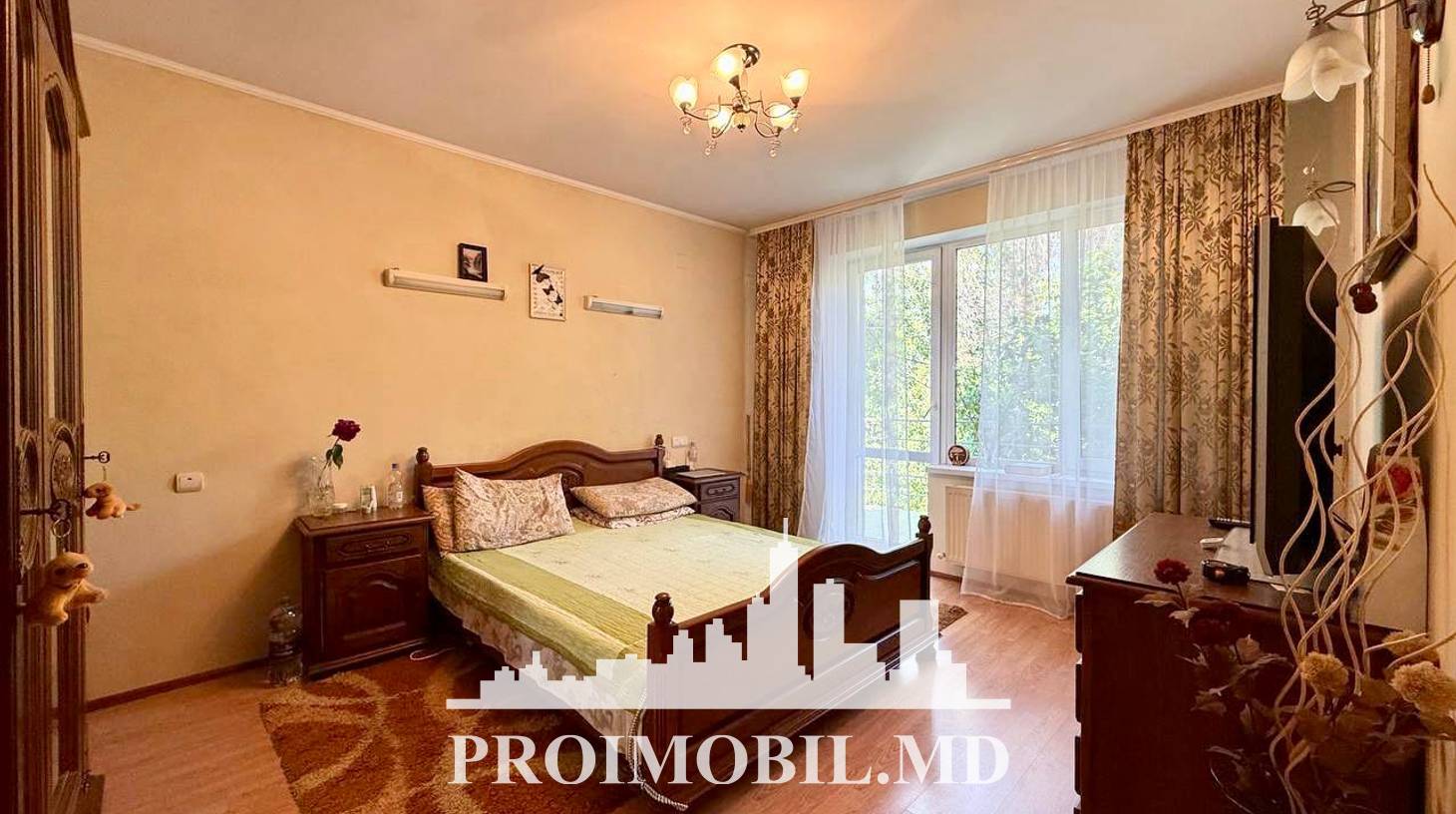 https://images.proimobil.md/gXaHAT_7r8E3n3WT6LI5txIQMidi1xfAf5ryTp33hkU/watermark:0.75:so:0:30:0.39/resize:fill:1460:816:1/gravity:ce/bG9jYWw6Ly8vZXN0YXRlL2xyL2FkODMyOTVlLWMyNGItNDFhMy1hNDc4LTBhNjA0ODBhMWIzNS5qcGVn