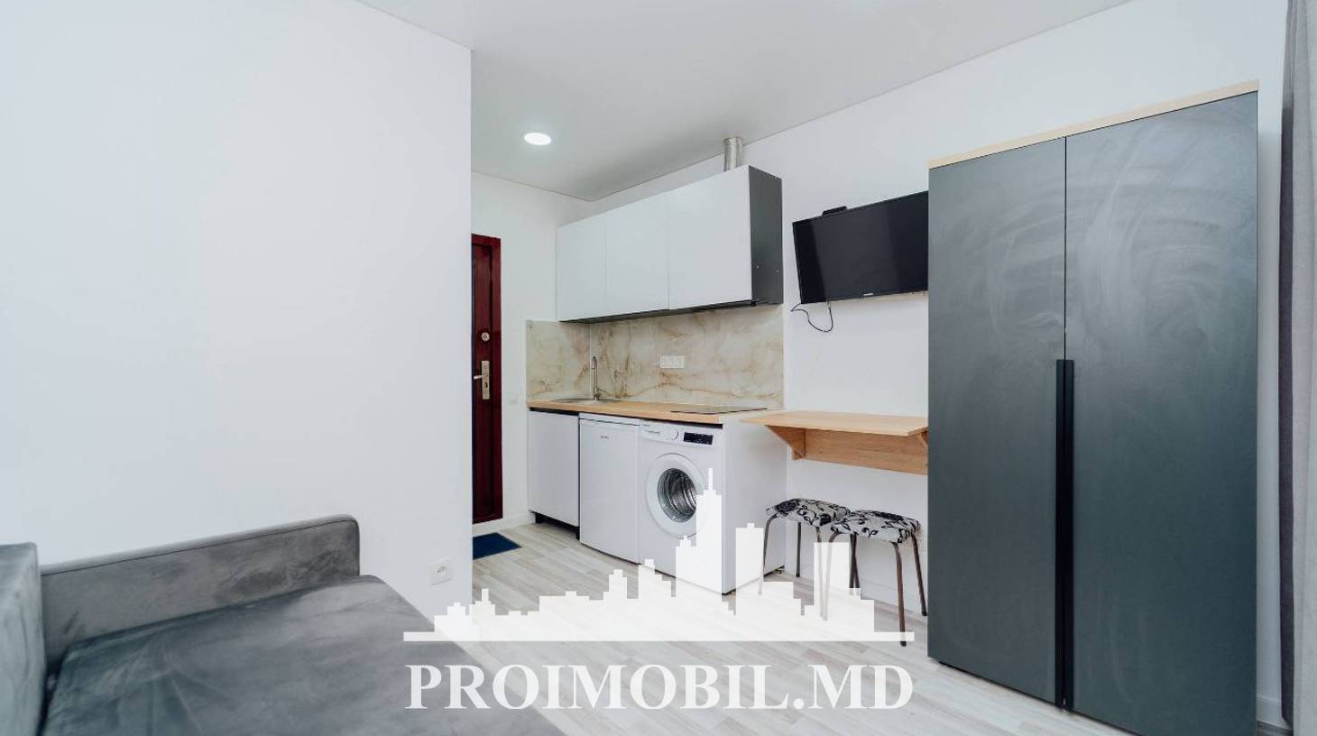 https://images.proimobil.md/geZrdt-tWvFMbkkI34cwq-Ydvvj_6IFnsE1_Dxazo6Y/watermark:0.75:so:0:30:0.39/resize:fill:1460:816:1/gravity:ce/bG9jYWw6Ly8vZXN0YXRlL2xyLzU1ZDY4YjdjLThhZDMtNGNmNC05ZTkzLTUwNGI0ZWEzZjk0NS5qcGVn