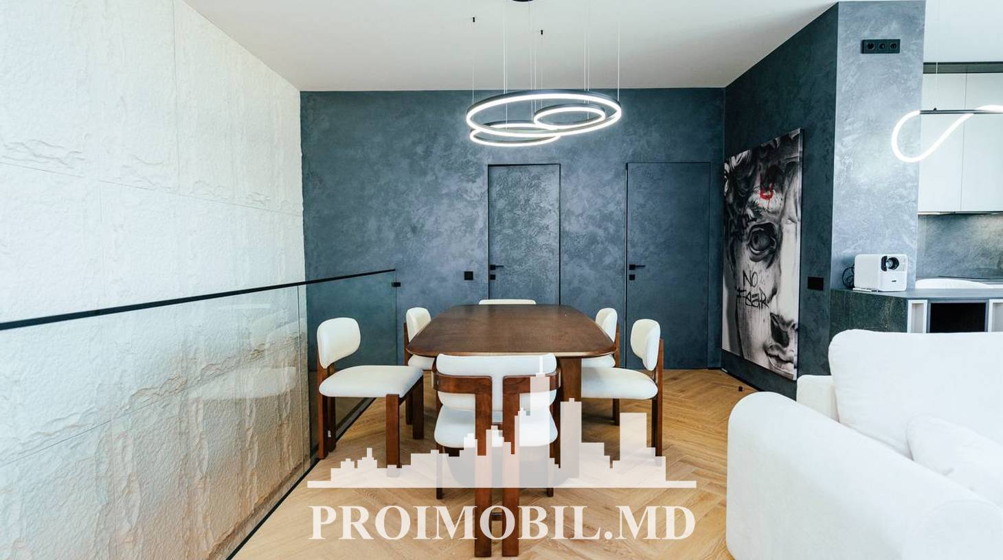 https://images.proimobil.md/gh18I1khtpGZ8OZ801kxrOAjWKurFwJs3Uvg2U8atTA/watermark:0.75:so:0:30:0.39/resize:fill:1460:816:1/gravity:ce/bG9jYWw6Ly8vZXN0YXRlL2xyLzhiYjU5NTZlLTdhODctNGI5MS1iMzM4LTBhNzQyMmM4YTljZC5qcGVn