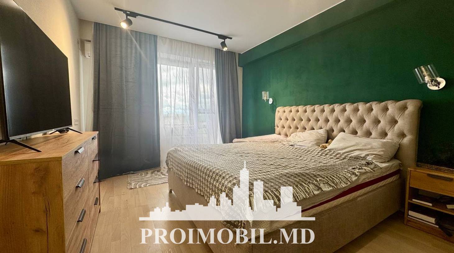 https://images.proimobil.md/gipVCHh0g-CKGPcMp61DQhLyMrO5pJ57aW661pcnNsA/watermark:0.75:so:0:30:0.39/resize:fill:1460:816:1/gravity:ce/bG9jYWw6Ly8vZXN0YXRlL2xyLzEwNGZjZWFmLTQzMGYtNDAxNC05NTFkLWI2Y2M4YjEzM2M4Mi5qcGVn