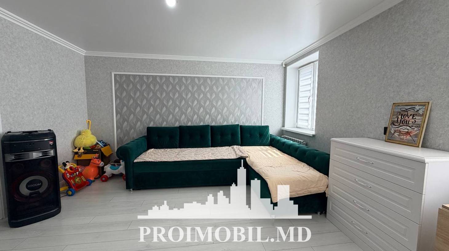 https://images.proimobil.md/gn-hfh0kvnd9qyTYkCy6avnhvqm1Q8fcFMeEYae-6v0/watermark:0.75:so:0:30:0.39/resize:fill:1460:816:1/gravity:ce/bG9jYWw6Ly8vZXN0YXRlL2xyL2UyOTkxYTE5LTllZjQtNDVkMC05ZTUzLTFjM2QyZjk3ZTU4MC5qcGVn
