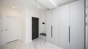 https://images.proimobil.md/gp347Xl0mEN1m6vDkT9ns1vZ9k0S1_95m3blN2k70qA/resize:fill:350:198:1/gravity:ce/bG9jYWw6Ly8vZXN0YXRlL2xyLzQ0YmQzODA4LTdjMDUtNGJiYy04N2Y5LTA5ODk0OGM4NzUxZi5qcGVn