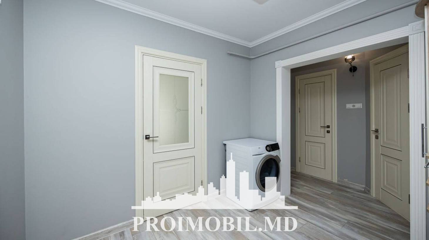 https://images.proimobil.md/gphNfiTQJvAmQ0DWPGUJcTHNQrdqIS-QhzwAi6GwH60/watermark:0.75:so:0:30:0.39/resize:fill:1460:816:1/gravity:ce/bG9jYWw6Ly8vZXN0YXRlL2xyLzIwYzg3ZjlkLTIyZTMtNGMzNS04NjQ3LTM4YzhiNTdiNjFiNy5qcGVn