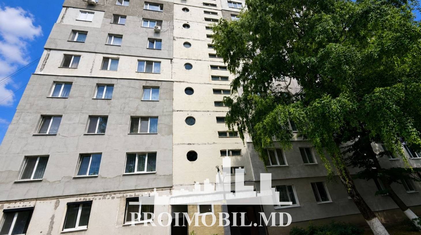 https://images.proimobil.md/grivZ6y5L_Yb1t-MBI0a0HvUZLMMp0Ke-UYH_fpbXR0/watermark:0.75:so:0:30:0.39/resize:fill:1460:816:1/gravity:ce/bG9jYWw6Ly8vZXN0YXRlL2xyL2VhMzcxNzRiLWU4N2UtNDZkMi1iMTcwLTJkYzI2YmZiZTlhMy5qcGVn