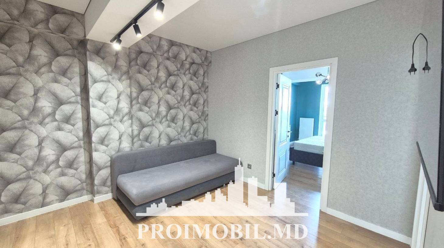 https://images.proimobil.md/gs14y0VBb0GsZ3h6glUABOLBOlnV9KjDfqBzB2hmkHU/watermark:0.75:so:0:30:0.39/resize:fill:1460:816:1/gravity:ce/bG9jYWw6Ly8vZXN0YXRlL2xyLzY1NzZmYzRiLTY4MTUtNGM5Ni04MDNiLTQ4ZjJiYTk4ZjU4YS5qcGVn