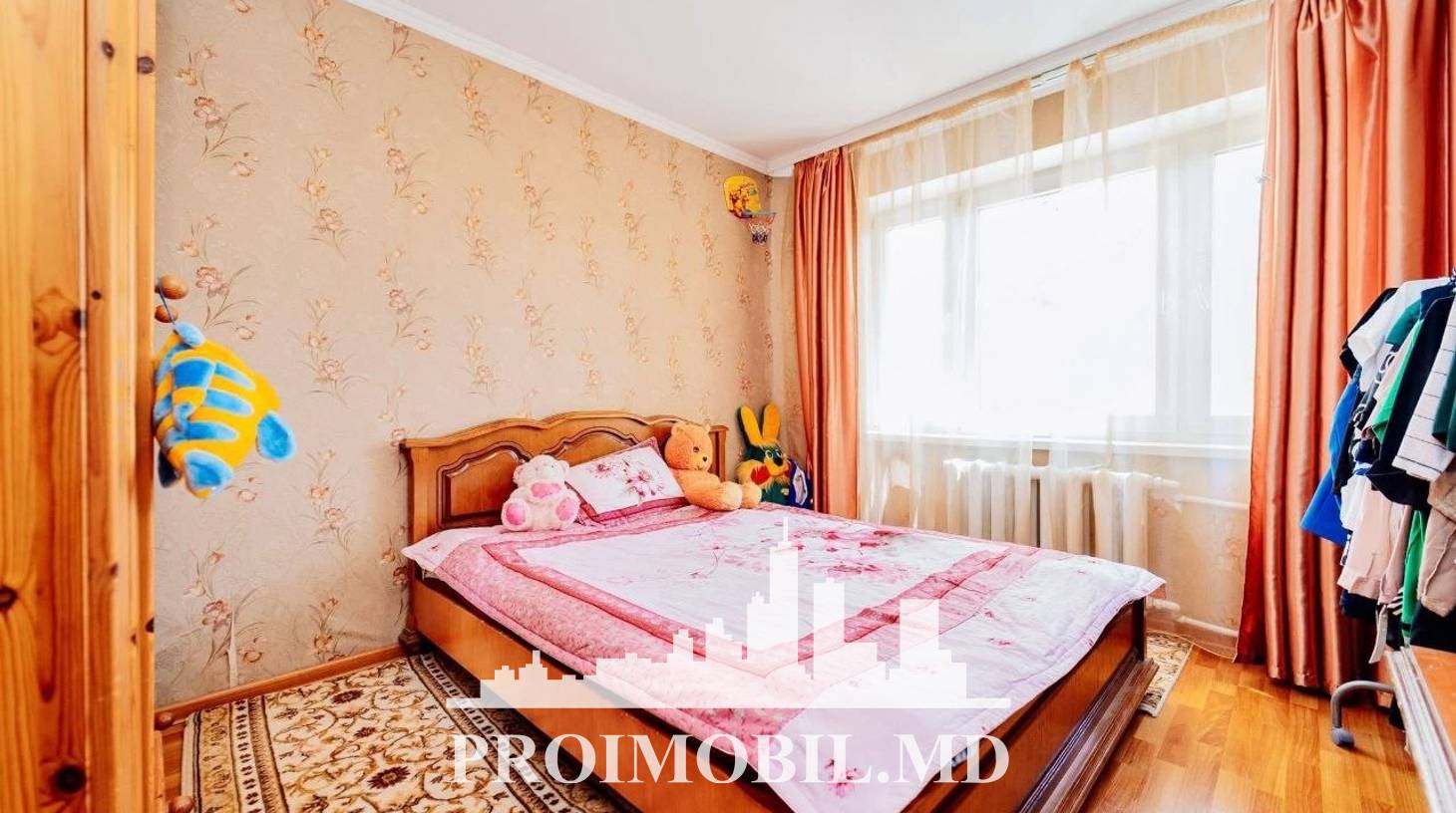 https://images.proimobil.md/gsCg8rrA9qk_G3AGHYubBNmxISP3wyfev7Fb9cbpw1Y/watermark:0.75:so:0:30:0.39/resize:fill:1460:816:1/gravity:ce/bG9jYWw6Ly8vZXN0YXRlL2xyLzg5Y2U2NzQwLWRlNzAtNGZhNC04MTViLWNkMTZhODhlYTRhYi5qcGVn