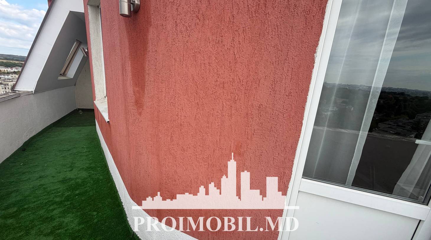 https://images.proimobil.md/gtydDUN5h_DQzambAGF29DLKZ--Zvt8B1YO5JUc_xyo/watermark:0.75:so:0:30:0.39/resize:fill:1460:816:1/gravity:ce/bG9jYWw6Ly8vZXN0YXRlL2xyLzkxNDY4MDQ4LTYzOTItNGNjYy04ZDdkLTEyMTM2MmE4YzhhZi5qcGVn