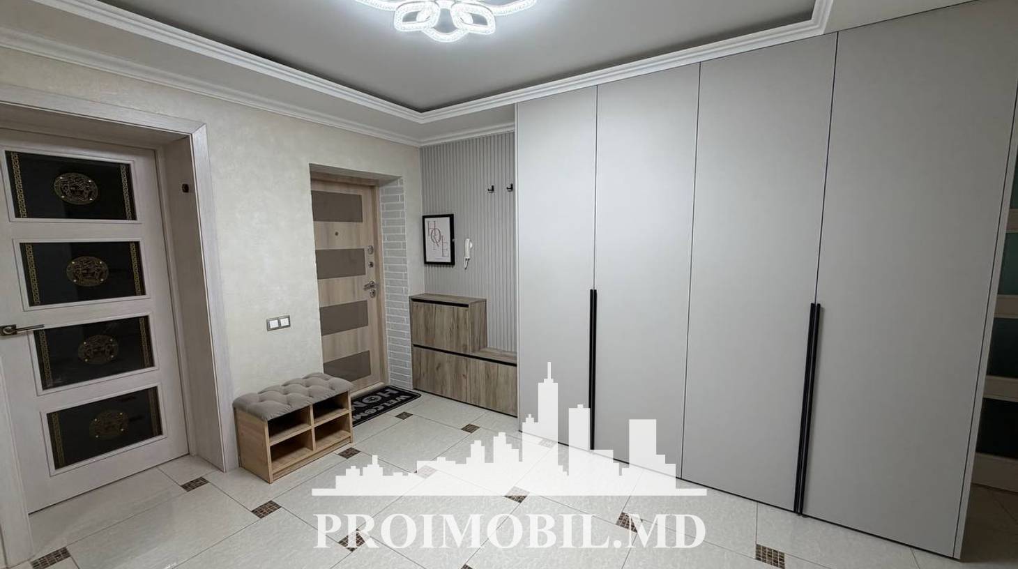https://images.proimobil.md/guj02TXLTgkOKVS3smsFtJQpp8YIyQ0ycV7f1kHx5Ow/watermark:0.75:so:0:30:0.39/resize:fill:1460:816:1/gravity:ce/bG9jYWw6Ly8vZXN0YXRlL2xyLzdhYmNmNzIzLWNmNWQtNGE4Ni1hNDJiLWI4NTllMjE4ZThiMS5qcGVn