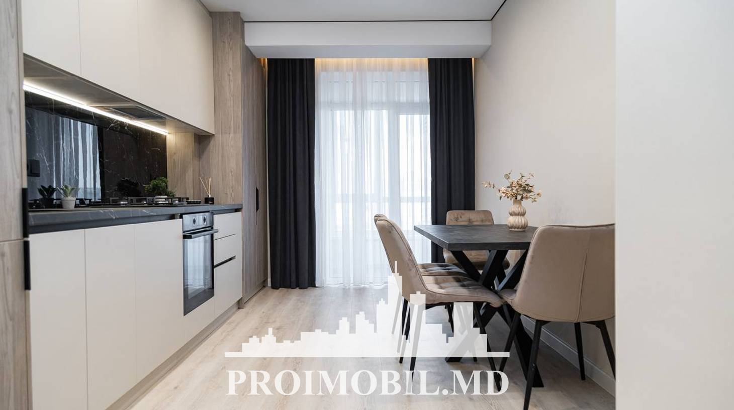 https://images.proimobil.md/gyPE4l7AzneTXHu10HLVfJYzSi_6Pu5AY0Op_m-y9-s/watermark:0.75:so:0:30:0.39/resize:fill:1460:816:1/gravity:ce/bG9jYWw6Ly8vZXN0YXRlL2xyLzBmYTIyOGQ2LTBiZmUtNDdkZi05ZmJhLWUwZDQ2ZGRiMDYwNi5qcGVn