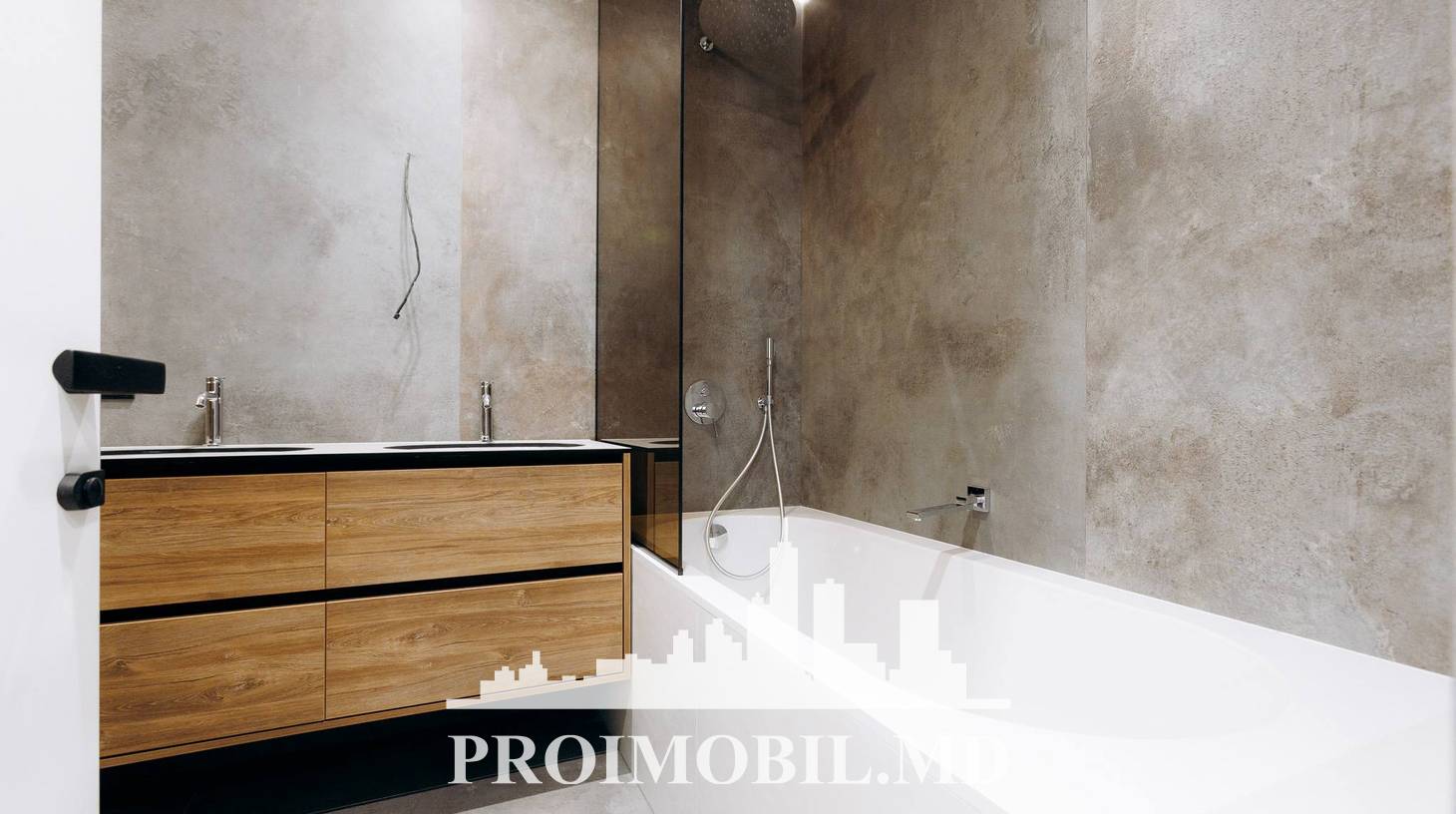 https://images.proimobil.md/gyZw6Z1cKCke0UJ8Dn60VbO7RfUJNg-8DNt1F9DyGJ8/watermark:0.75:so:0:30:0.39/resize:fill:1460:816:1/gravity:ce/bG9jYWw6Ly8vZXN0YXRlL2xyLzIyYzY2MzFiLTYyZjUtNGFhOS04NzYwLTY3MjI3MjIyMDZjOC5qcGVn