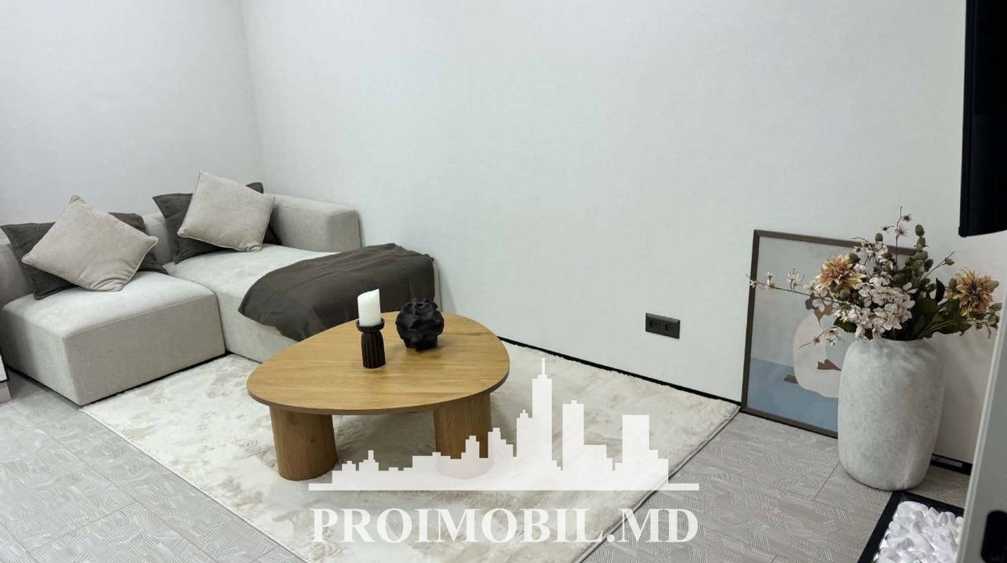 https://images.proimobil.md/h-_cKDzG8P4zucAwJJdsKDAETnCWkFT8r8c7-OaDp0g/watermark:0.75:so:0:30:0.39/resize:fill:1460:816:1/gravity:ce/bG9jYWw6Ly8vZXN0YXRlL2xyLzY0MzQxZDRiLTM2ZjUtNGFiOC1iNzUyLTVjMjJjNDExNDgxZi5qcGVn