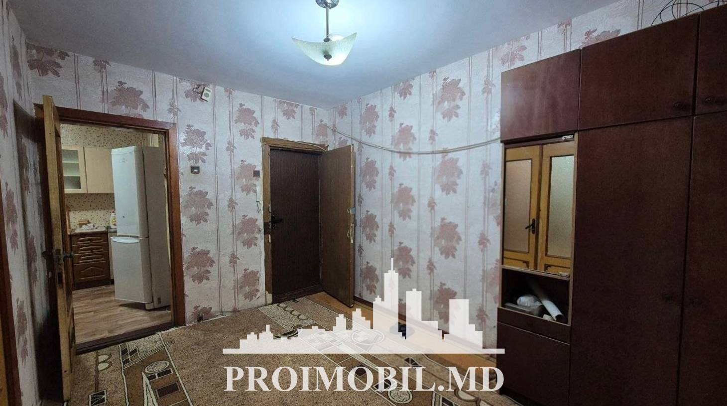 https://images.proimobil.md/h-lUe0zHgBb4426p0qck23-t_mqHVu1c1cyo4zsZmoU/watermark:0.75:so:0:30:0.39/resize:fill:1460:816:1/gravity:ce/bG9jYWw6Ly8vZXN0YXRlL2xyL2FiOTE1NWViLTQyZDktNDViNC1iMjNlLWIwODFmYTAyOTg2Mi5qcGVn