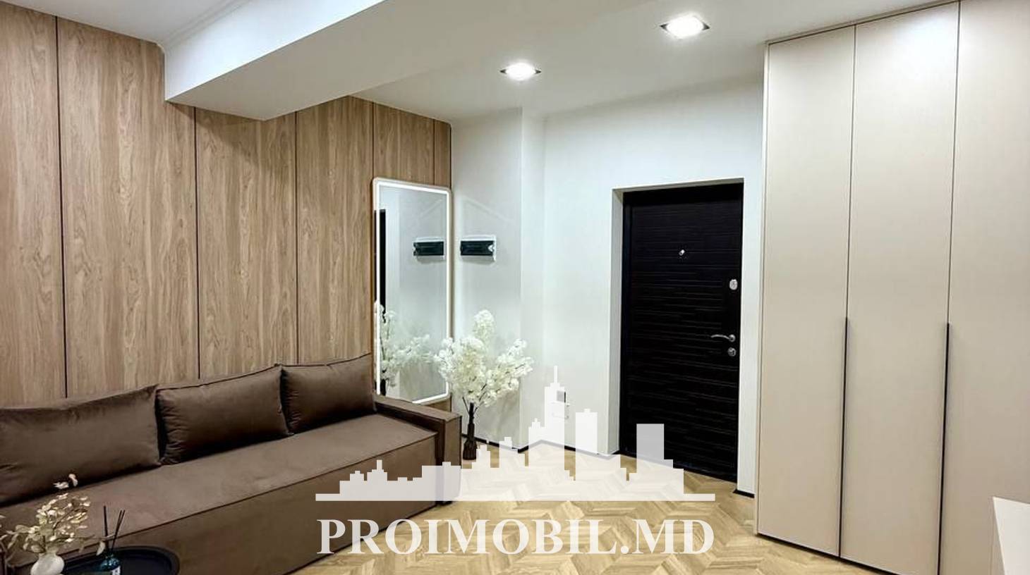 https://images.proimobil.md/h0PQFDNg8iRXThT0K8SoL-RJXGomNF8VBfDaDHx2yhM/watermark:0.75:so:0:30:0.39/resize:fill:1460:816:1/gravity:ce/bG9jYWw6Ly8vZXN0YXRlL2xyL2U5NDRkNWY3LWRmMjMtNGI3NC1iODZkLTJmYjE2ZjI5OTk2ZS5qcGVn