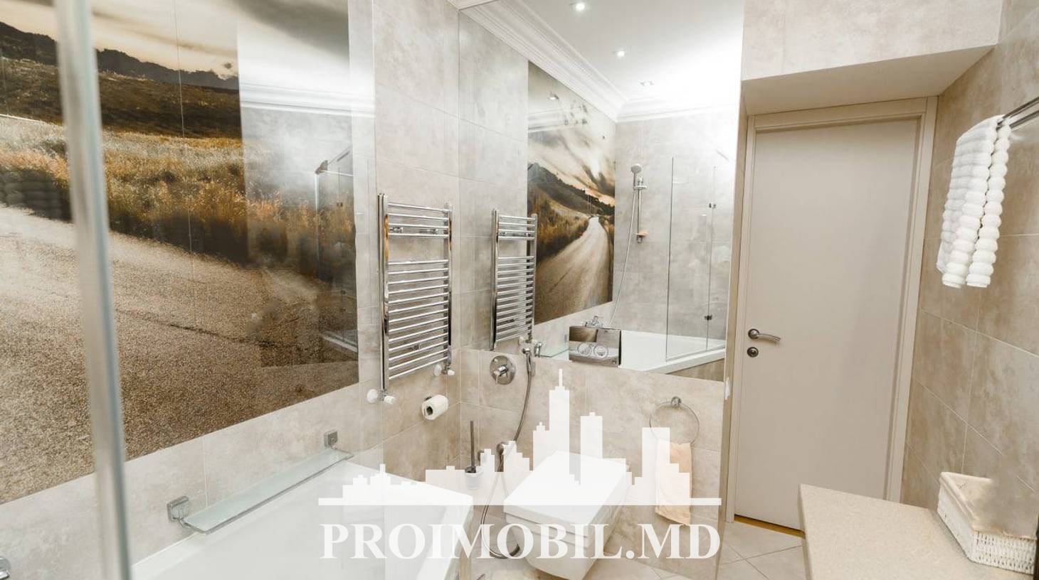 https://images.proimobil.md/h6pH18C5sE_-mpPe7IUAnkcee_jnizdxtF_PDOk2eWA/watermark:0.75:so:0:30:0.39/resize:fill:1460:816:1/gravity:ce/bG9jYWw6Ly8vZXN0YXRlL2xyLzgwMTMzZjAyLTY5NTUtNGFhMi1iMzlkLTI2ZmMyZGIzMzVlYi5qcGVn