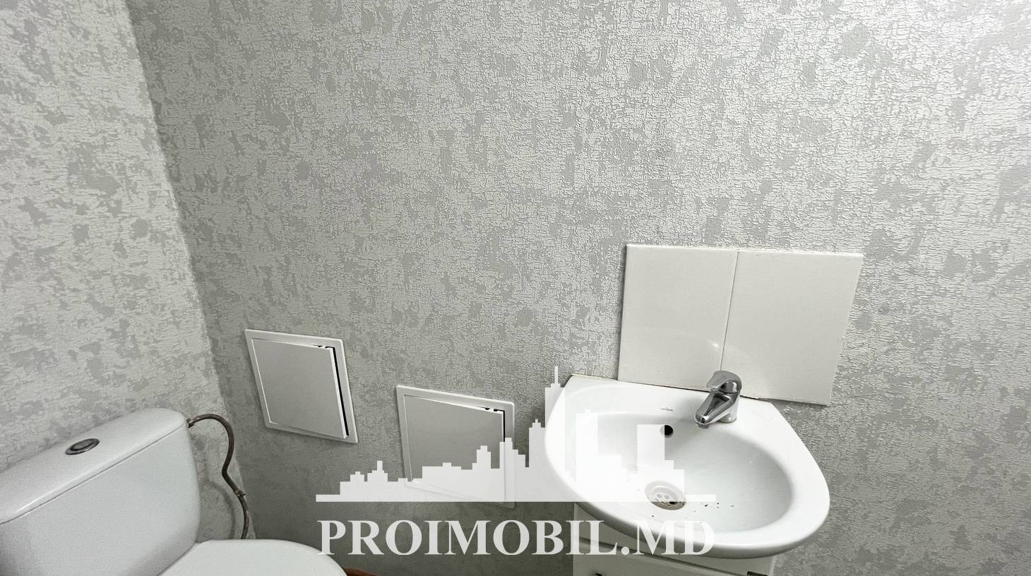 https://images.proimobil.md/h8Z_CCI0eXtkx5fCWox9Hz_7OXFQDACDorlOtosbm00/watermark:0.75:so:0:30:0.39/resize:fill:1460:816:1/gravity:ce/bG9jYWw6Ly8vZXN0YXRlL2xyLzZhNzAzYTE0LTU1ODAtNGRjNi1hNjc5LTE0MjExZGYyZDJkMi5qcGVn