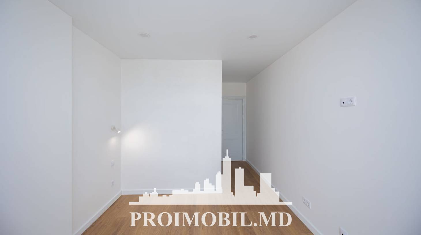 https://images.proimobil.md/h8oOgQkbO0d5iCHxznmUivhJ66piUE9-VzOAGMgyyBs/watermark:0.75:so:0:30:0.39/resize:fill:1460:816:1/gravity:ce/bG9jYWw6Ly8vZXN0YXRlL2xyLzBjODQwZTQwLWNmMDMtNDZhNC1iNjJkLTI0OWM5MTVlNTZmMS5qcGVn