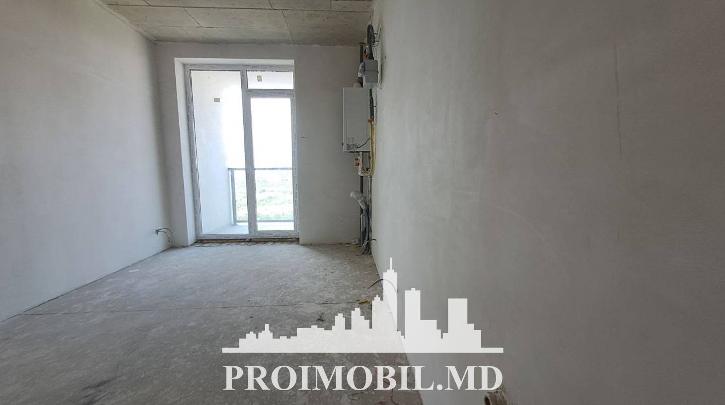 https://images.proimobil.md/hDdZZSt6EGNehVN2u8iobVo5ML4pQKw4HHe1TWeQ8uU/watermark:0.75:so:0:30:0.39/resize:fill:1460:816:1/gravity:ce/bG9jYWw6Ly8vZXN0YXRlL2xyLzYzYjMxODZlLWZkMGUtNDhjMC1hMzk3LTc2MTlkY2RlYTIxZC5qcGVn