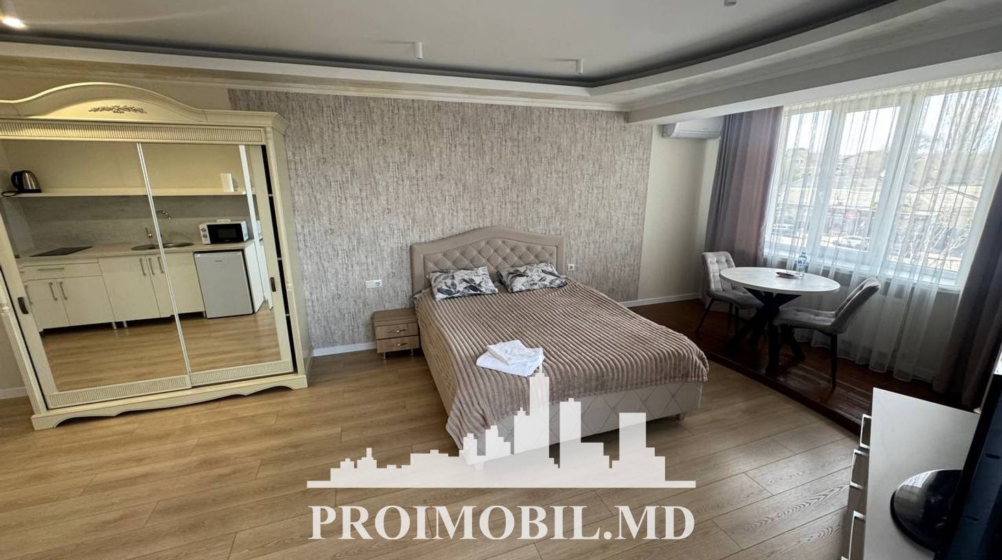 https://images.proimobil.md/hI4wlQFTkgIz7bpooxNc8xl9kUEczNDowrFEsahxBOM/watermark:0.75:so:0:30:0.39/resize:fill:1460:816:1/gravity:ce/bG9jYWw6Ly8vZXN0YXRlL2xyL2FkZDI0YjE0LWQ3ZjctNGQ4Yi05MWRiLTk0ZDlmZGFmNzZkOS5qcGVn
