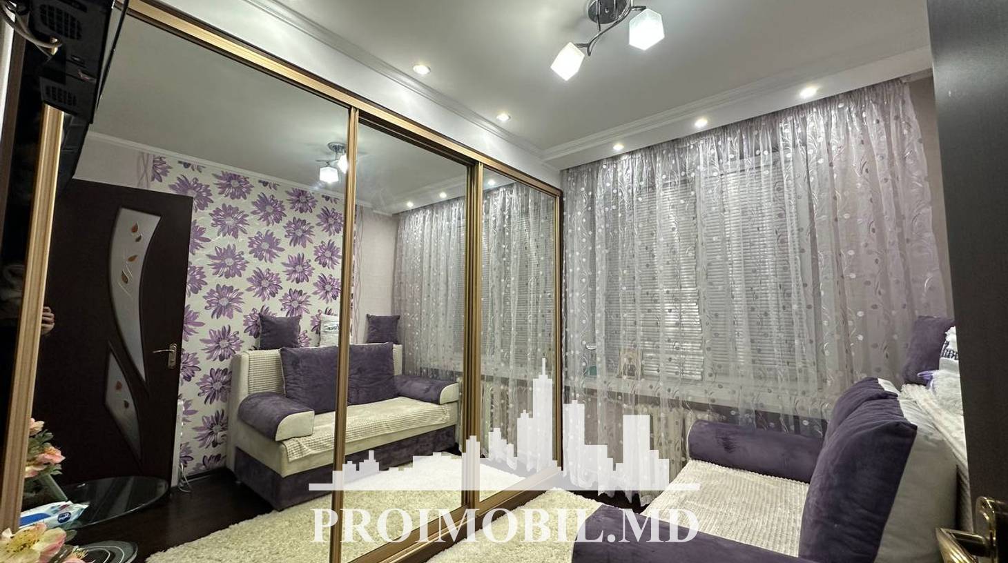 https://images.proimobil.md/hJ0tKA2KroCwWP0JzvWqE496X29C_f4mLWQ6aUNN9RY/watermark:0.75:so:0:30:0.39/resize:fill:1460:816:1/gravity:ce/bG9jYWw6Ly8vZXN0YXRlL2xyLzdkMTgwZmNjLTAxZjQtNDMyZS1iMDhhLWMzYWZjZmZjMGFkYS5qcGVn