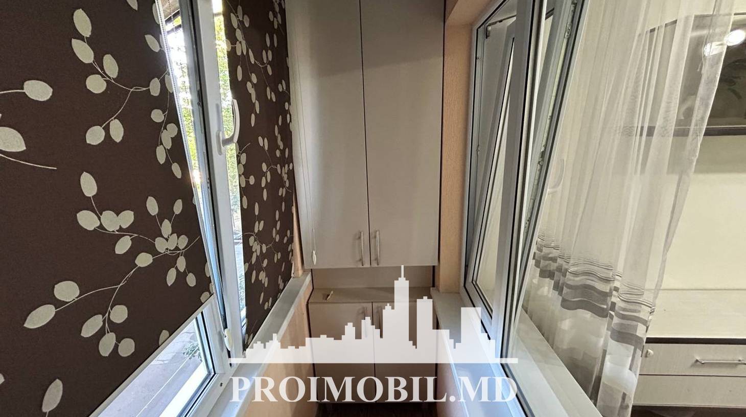 https://images.proimobil.md/hJHup2WrfcB58W_M_3PxufM0INKyQ2kwBlsOe5XhdAU/watermark:0.75:so:0:30:0.39/resize:fill:1460:816:1/gravity:ce/bG9jYWw6Ly8vZXN0YXRlL2xyLzJjNmU0OWFjLTMzODUtNDkxNS1iM2FlLTZkY2I3YTcyY2EzNi5qcGVn
