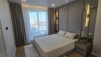 https://images.proimobil.md/hK5ZTmpXJ-kWsPzRo4gTykbl7azG2CtUKuehxOK5BHk/resize:fill:350:198:1/gravity:ce/bG9jYWw6Ly8vZXN0YXRlL2xyLzEyOWRkOTg5LTFjZjItNDliZi04MmEyLTg5NWIyODc4YWYzYy5qcGVn