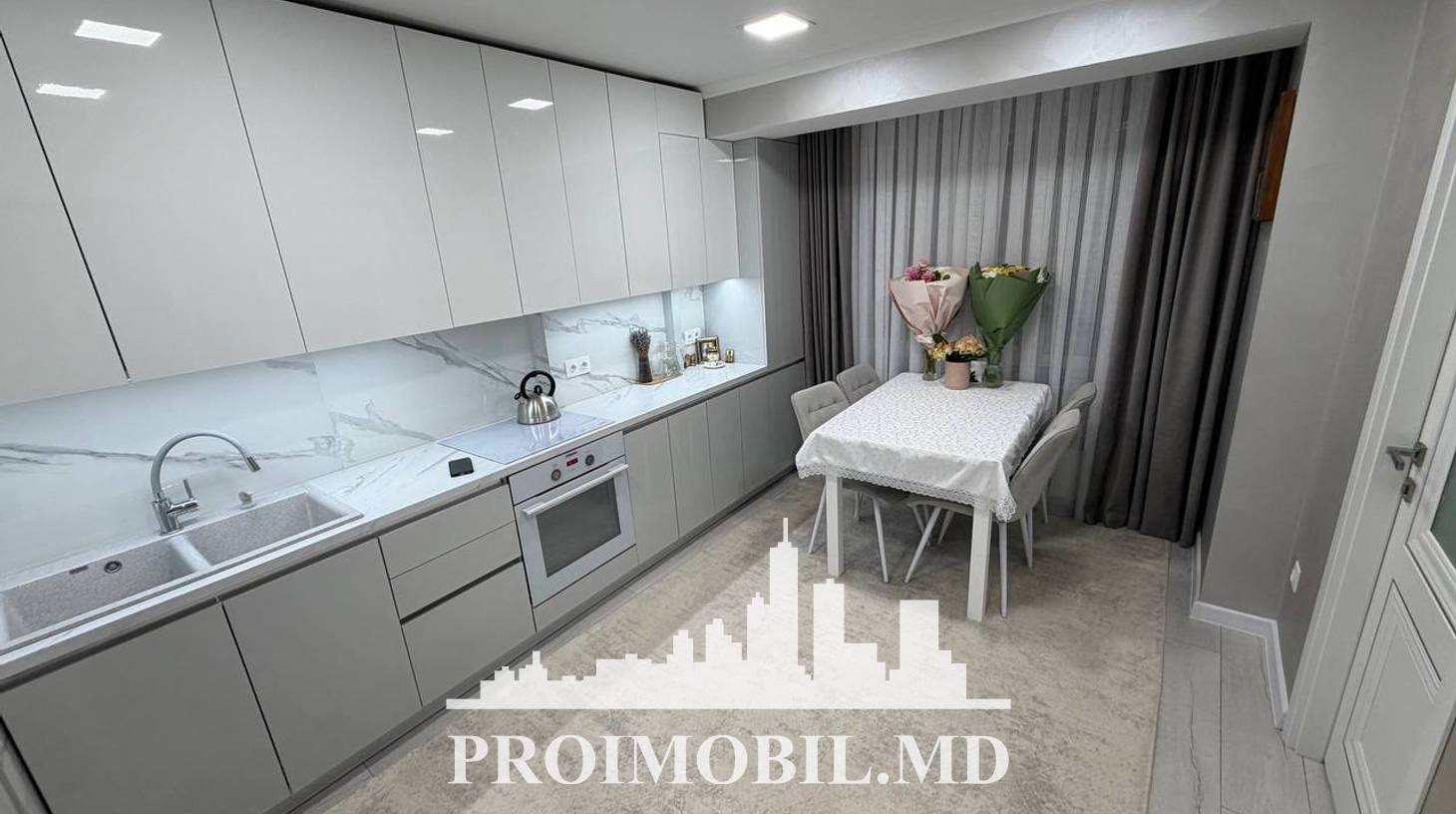 https://images.proimobil.md/hL2dqIul9JCXZqFHuHAdaZaQpYWL4x2zGLyryQk6cU0/watermark:0.75:so:0:30:0.39/resize:fill:1460:816:1/gravity:ce/bG9jYWw6Ly8vZXN0YXRlL2xyLzVjMDUxNzFmLWMyZWEtNDhiYi05MmExLTFlMzg1Y2FhNmUxZC5qcGVn