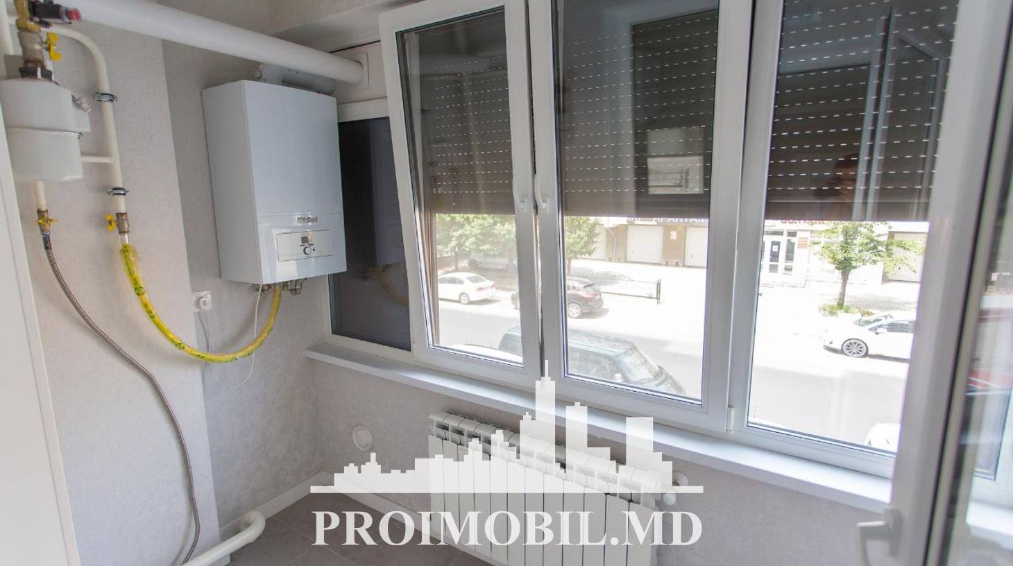 https://images.proimobil.md/hLL0qXirQaJdkA-E-QY3OvJt72DZtMSqDCRcEhtTA6Q/watermark:0.75:so:0:30:0.39/resize:fill:1460:816:1/gravity:ce/bG9jYWw6Ly8vZXN0YXRlL2xyL2VlYzUyZDcyLWM5MDYtNDhiNy1hYTMxLTJjMTE5MTAzZTQxMS5qcGVn