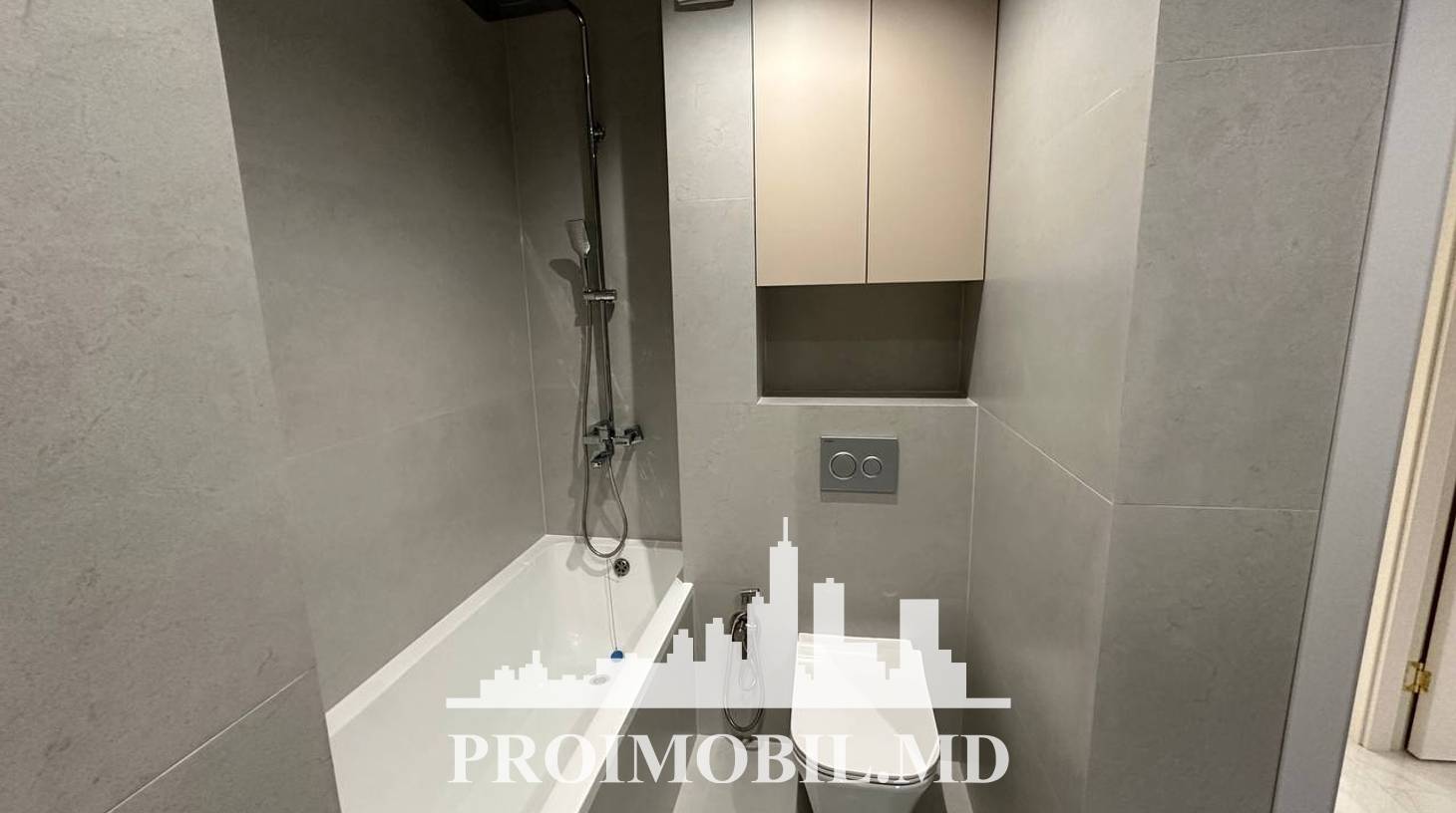 https://images.proimobil.md/hTIwCzGFahQjDNxYTMZpWKL4EdknHKdTHlVd5wUBtG0/watermark:0.75:so:0:30:0.39/resize:fill:1460:816:1/gravity:ce/bG9jYWw6Ly8vZXN0YXRlL2xyL2VlODcyNTIyLWNhYzEtNDhhMi04YmZlLTk3YzFjNzk4NjhlZS5qcGVn