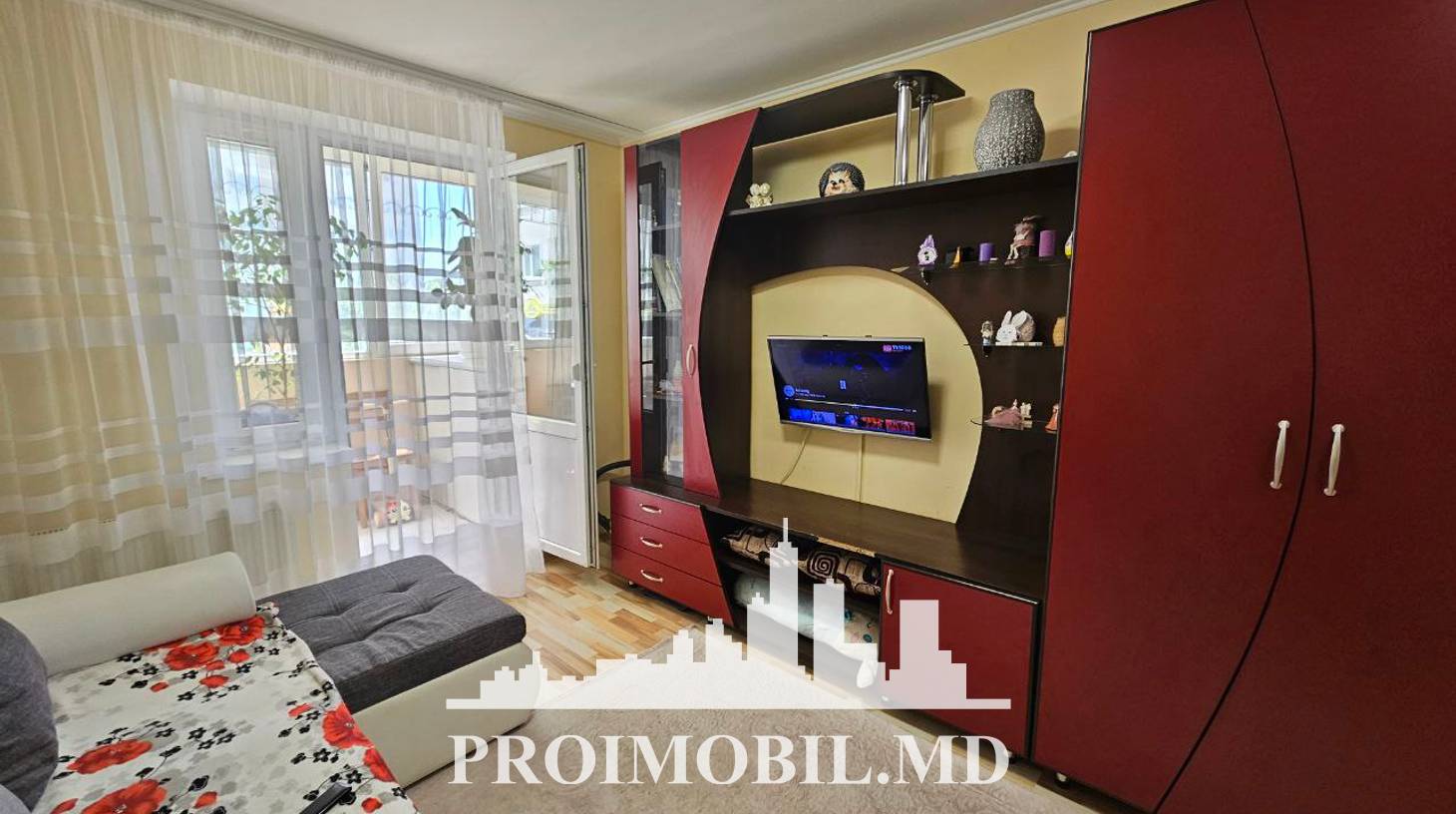 https://images.proimobil.md/hTWyCv8nO9viVX_Z1KCUb7cTDe408dbQOT1X5StAXzw/watermark:0.75:so:0:30:0.39/resize:fill:1460:816:1/gravity:ce/bG9jYWw6Ly8vZXN0YXRlL2xyL2E4ODBmZGY0LWUzYmQtNGRiMi05NzMxLTlkOTdkMmRmZDhkOS5qcGVn